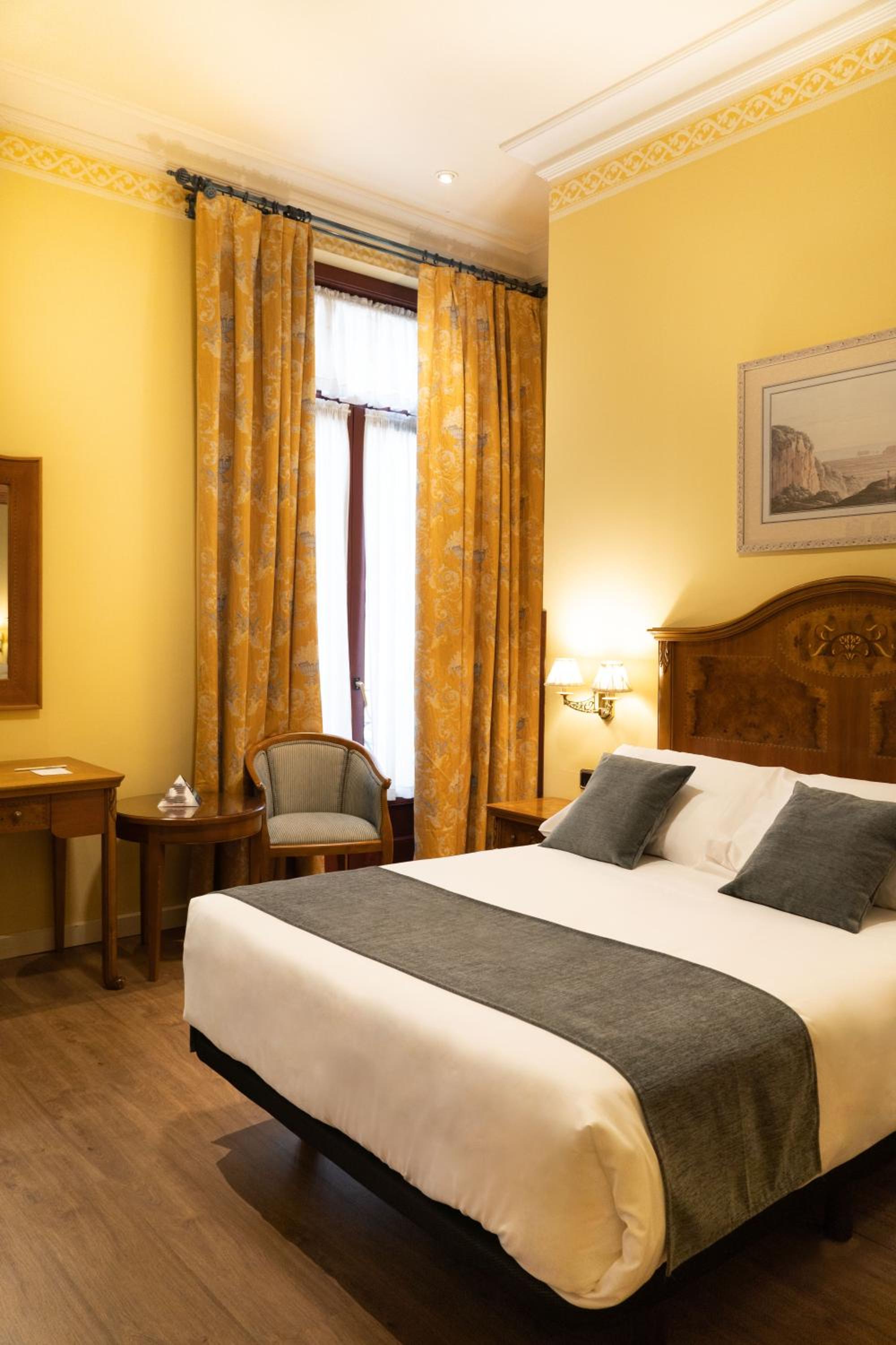 Single Room photo 2