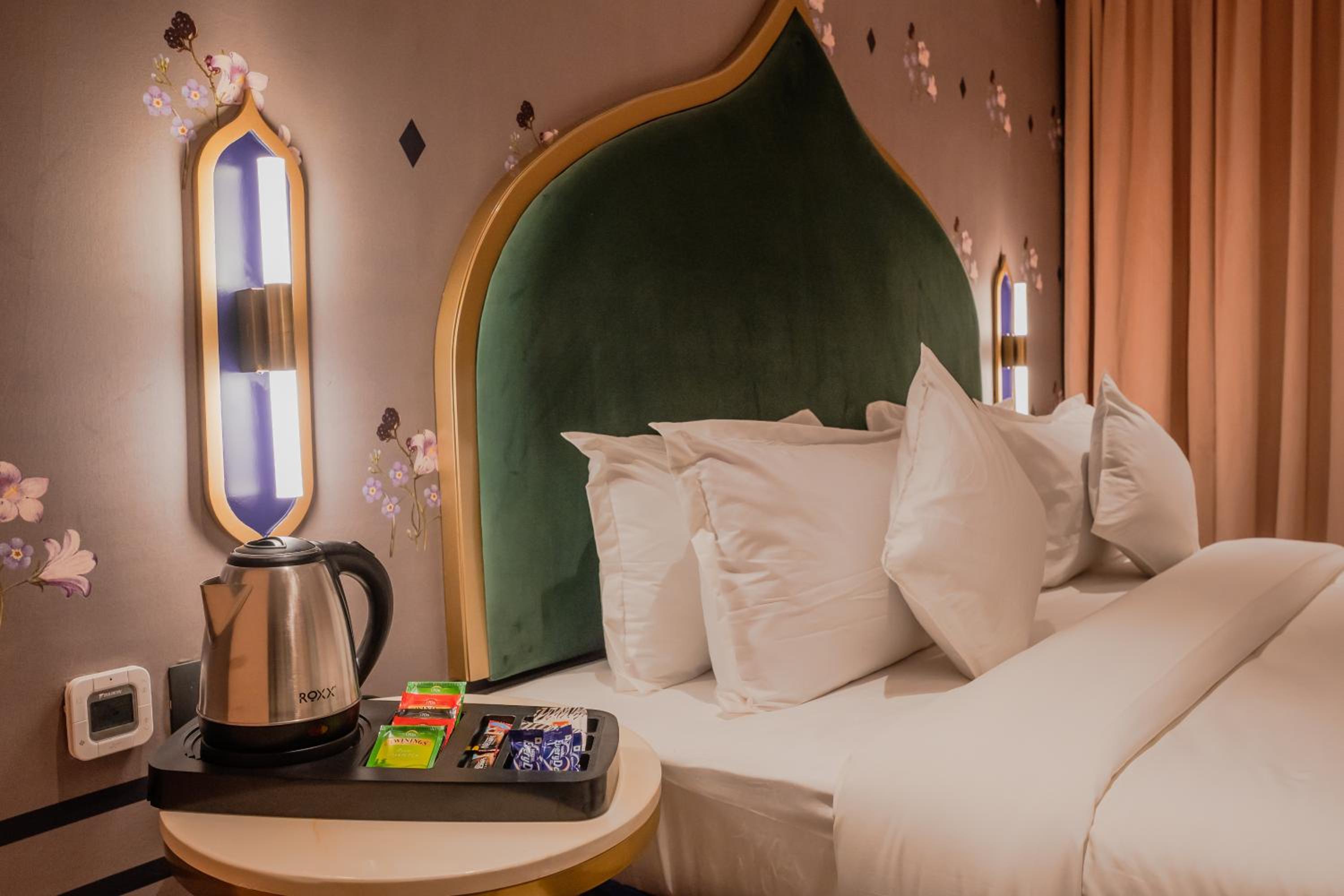 Standard Suite - Photo 11