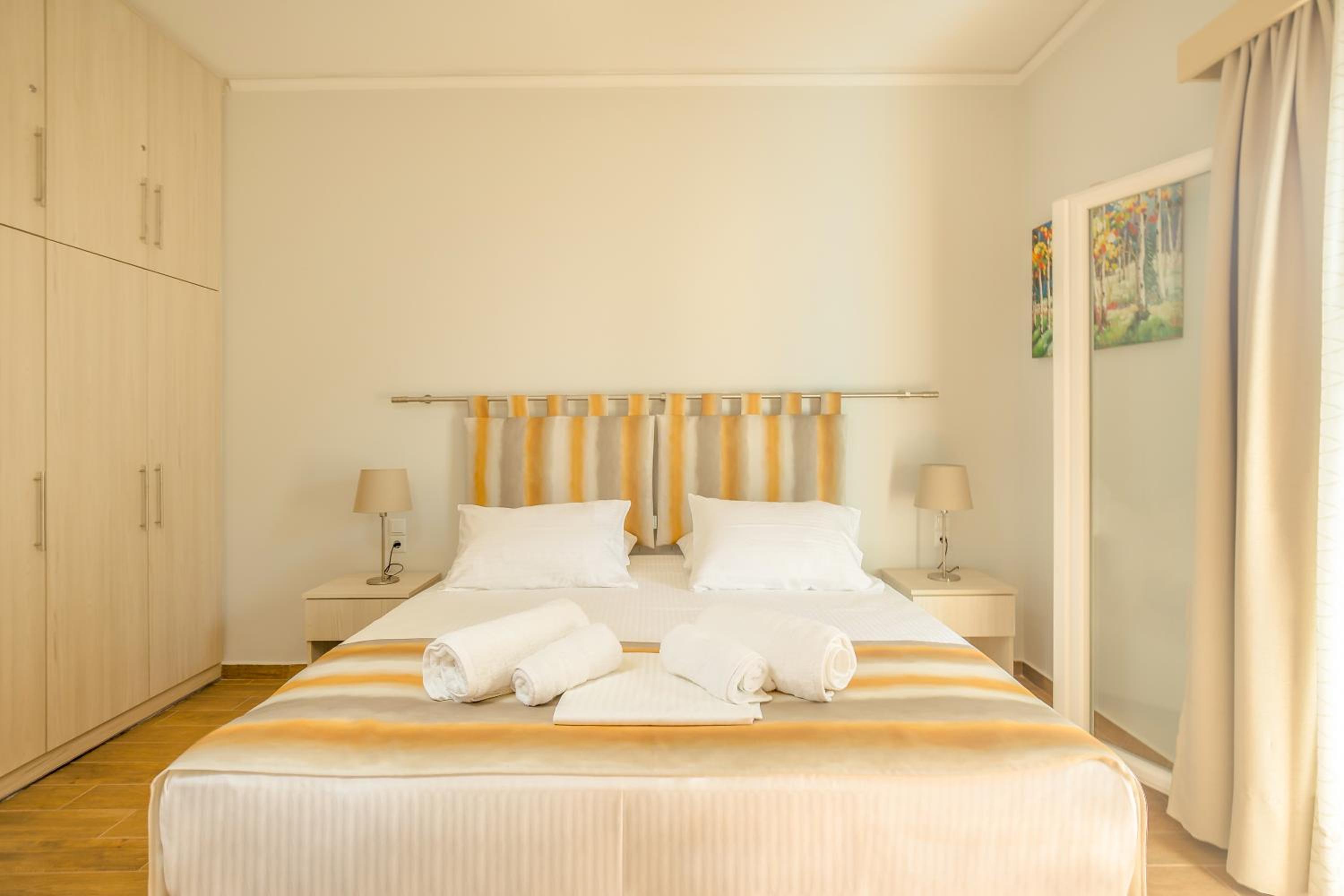 One-Bedroom Family Suite Annex Building