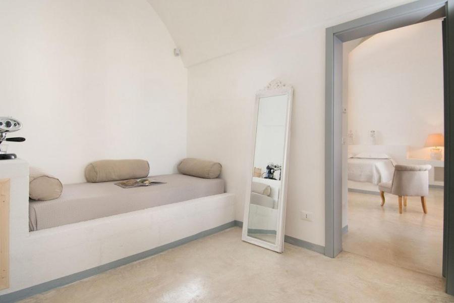 Deluxe King Room photo 2