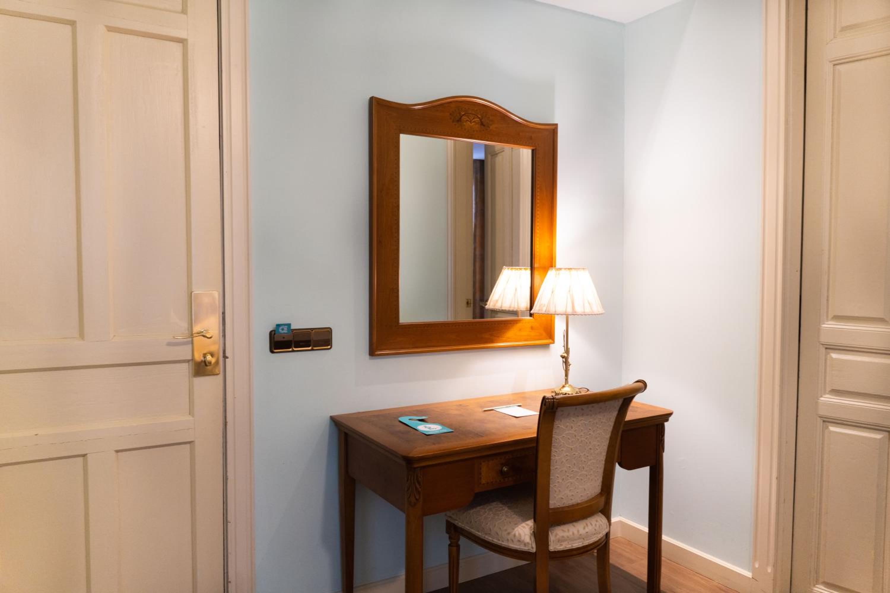 Superior Double Room - Photo 5