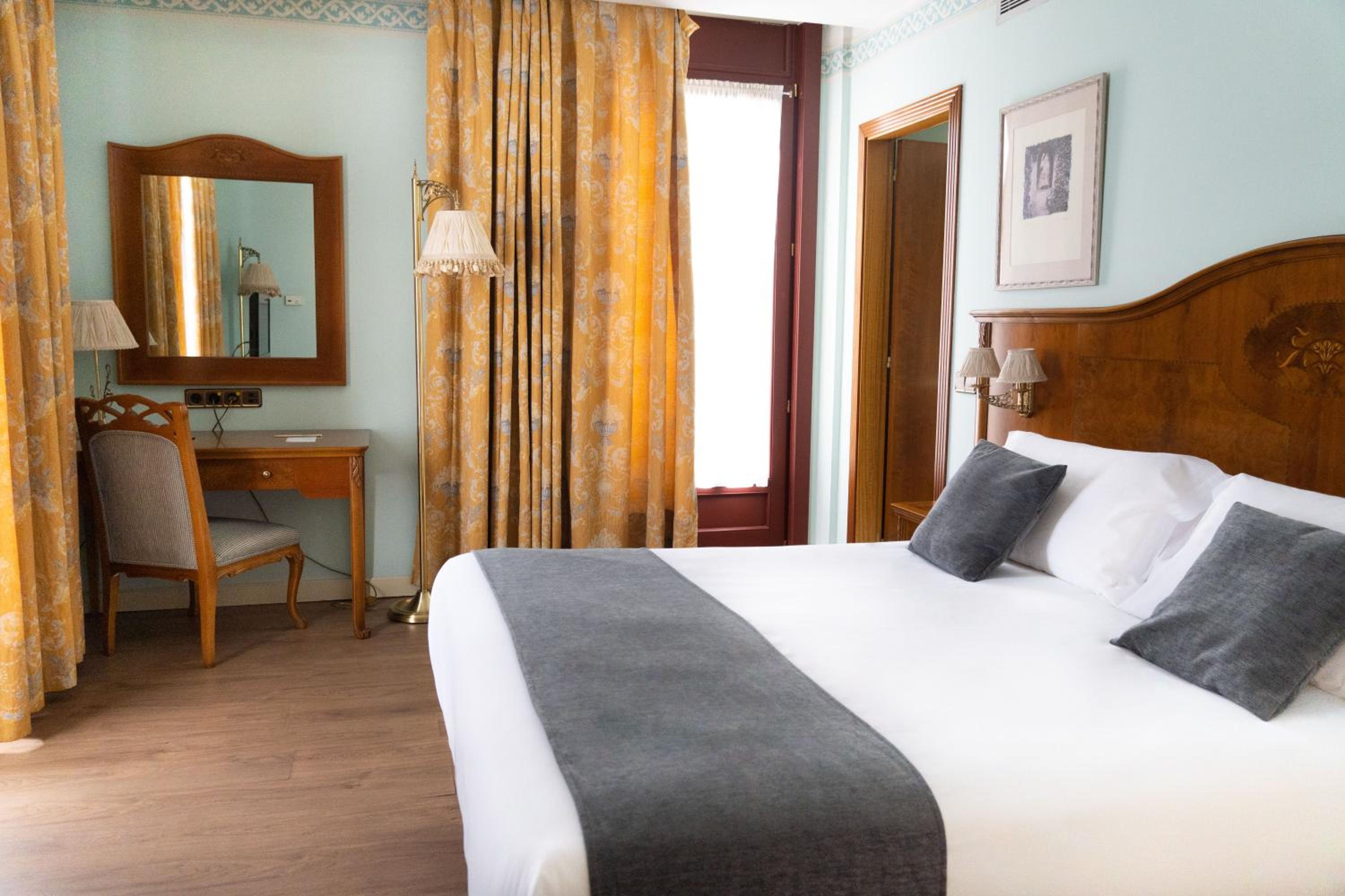 Superior Double Room - Photo 10
