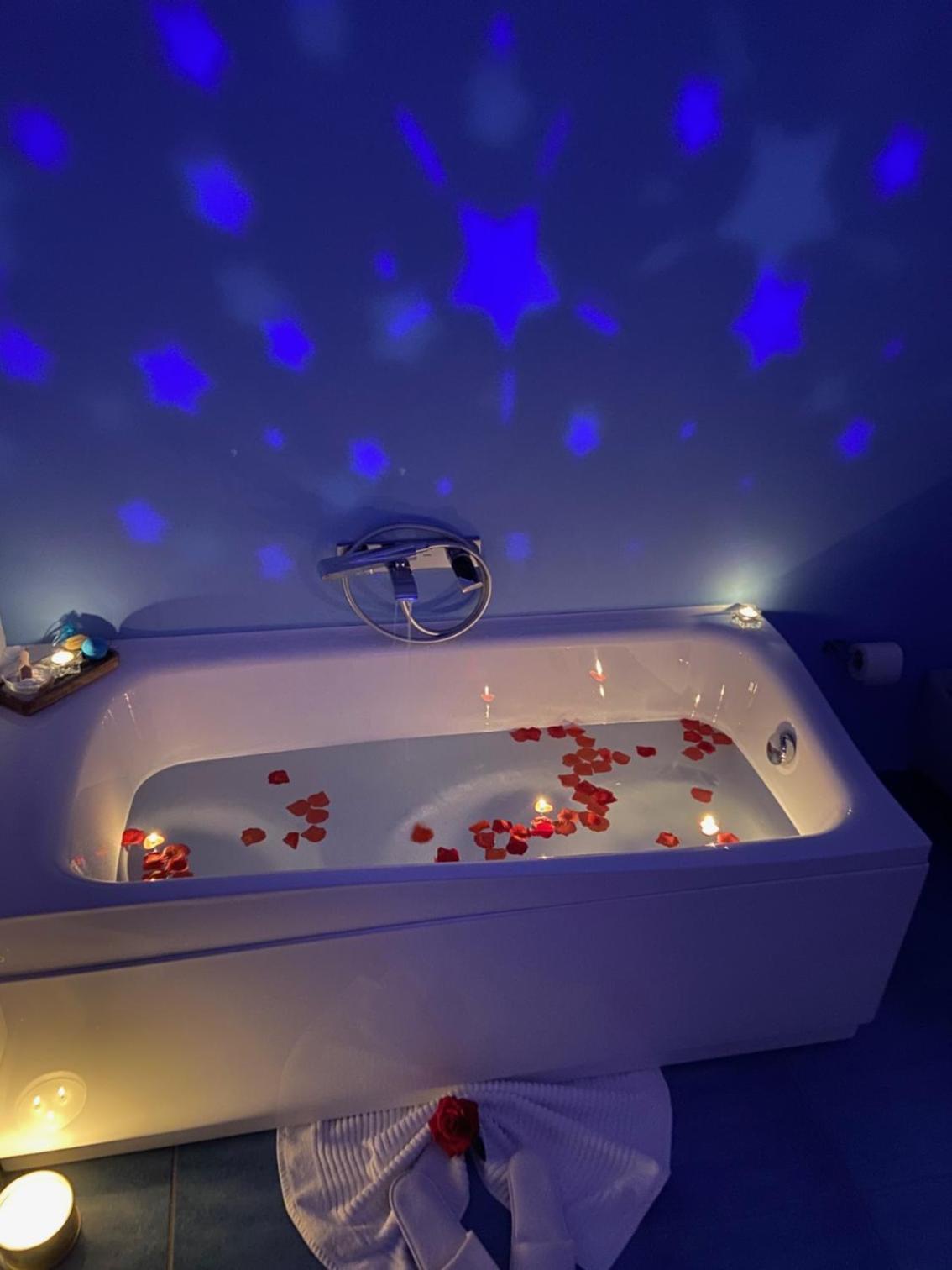 Deluxe Double or Twin Room photo 3