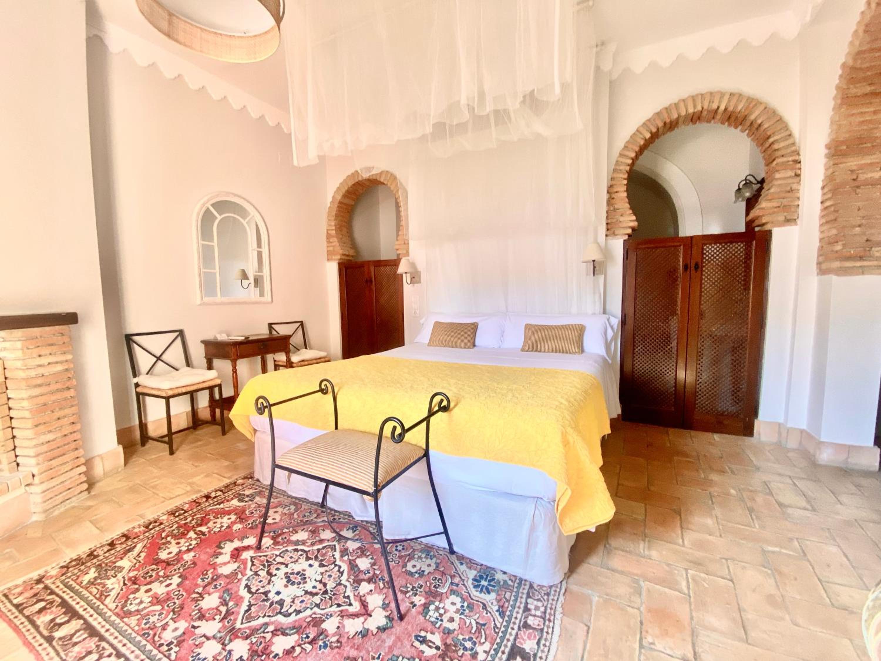 Double Room - Photo 1