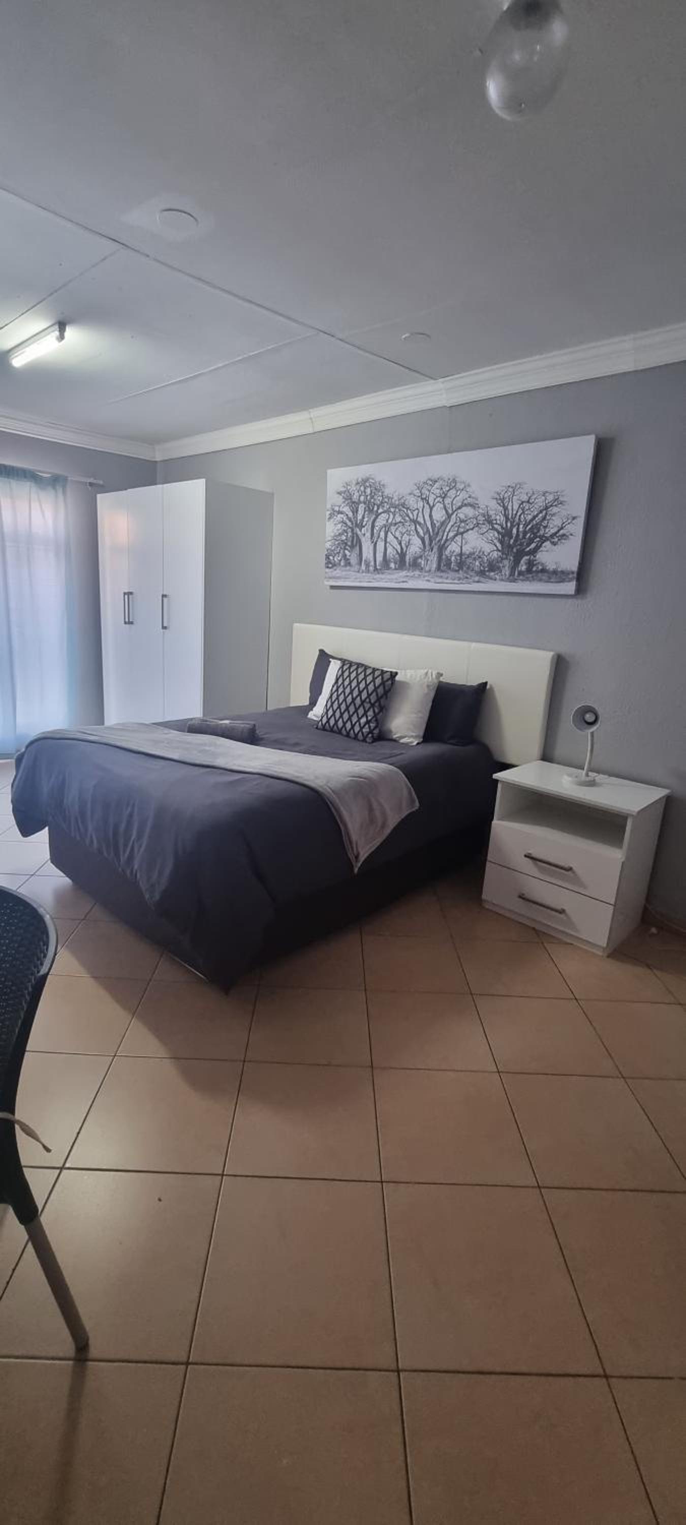 Standard Double Room - Photo 14