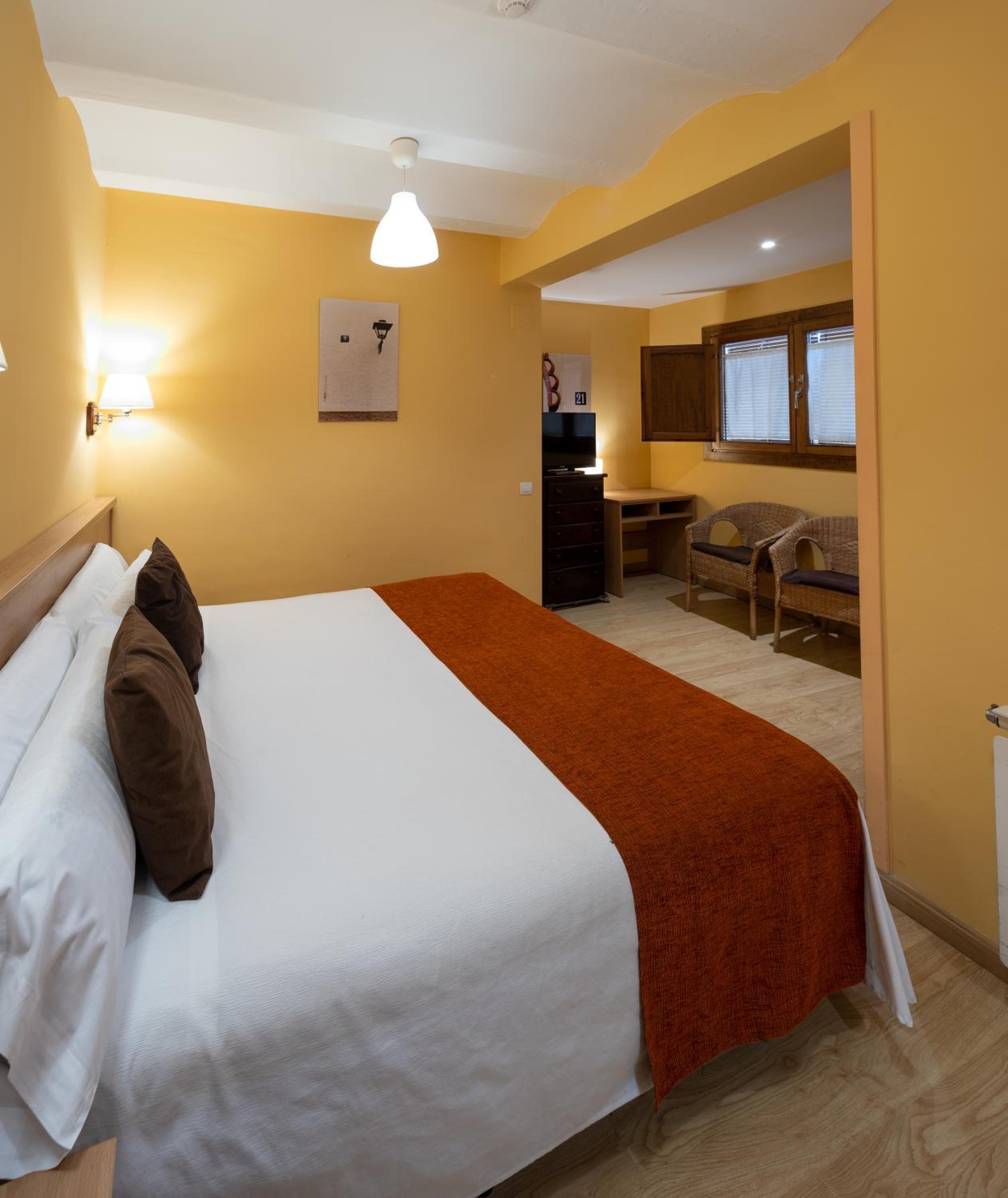 Basic Double Room - Photo 5