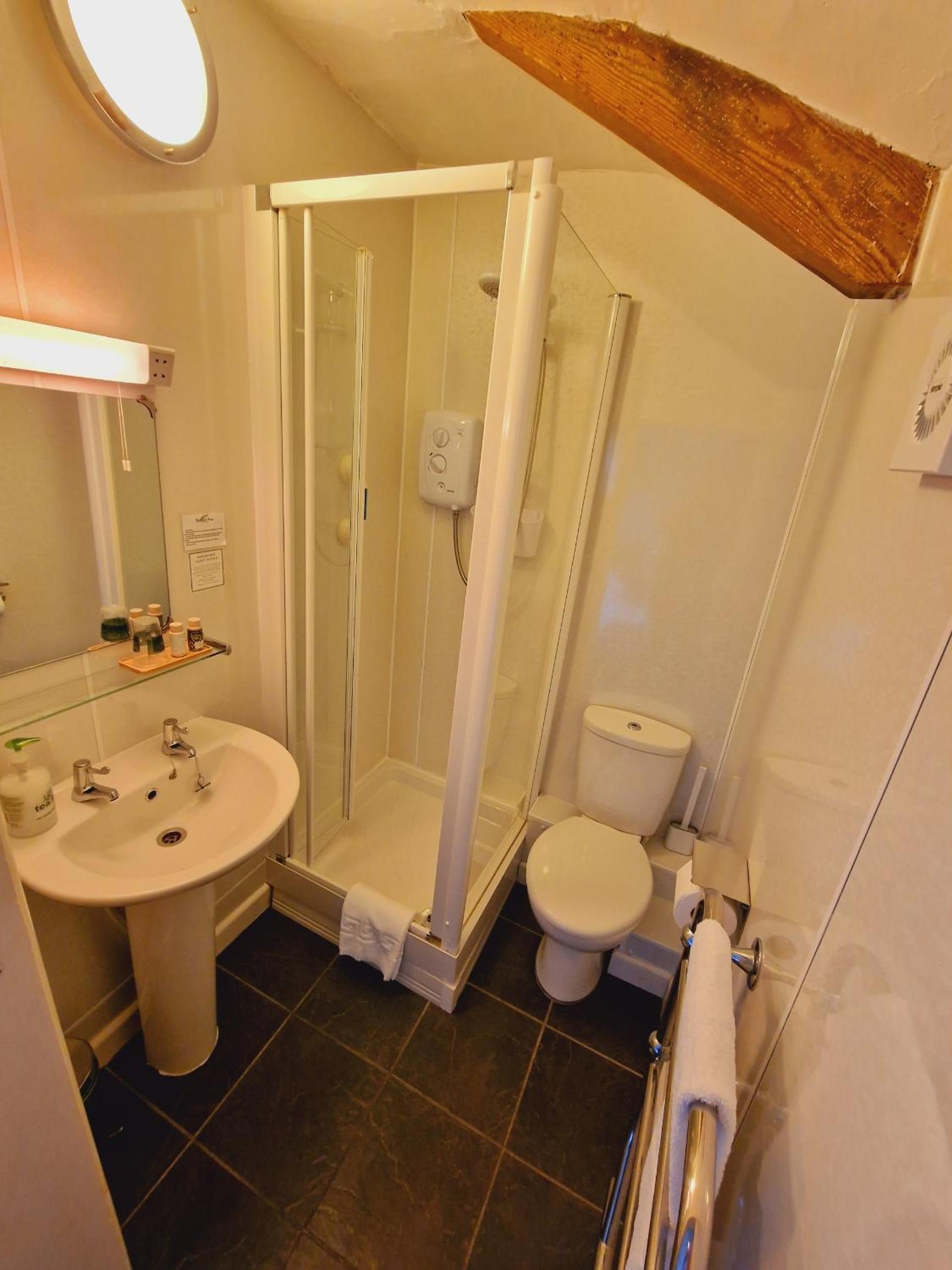 Superior Twin Room photo 2