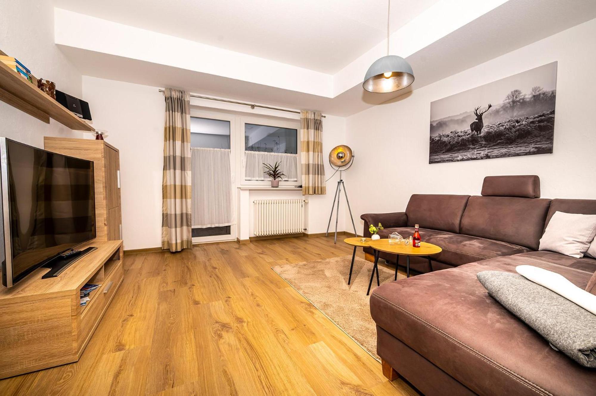 One-Bedroom Apartment photo 1