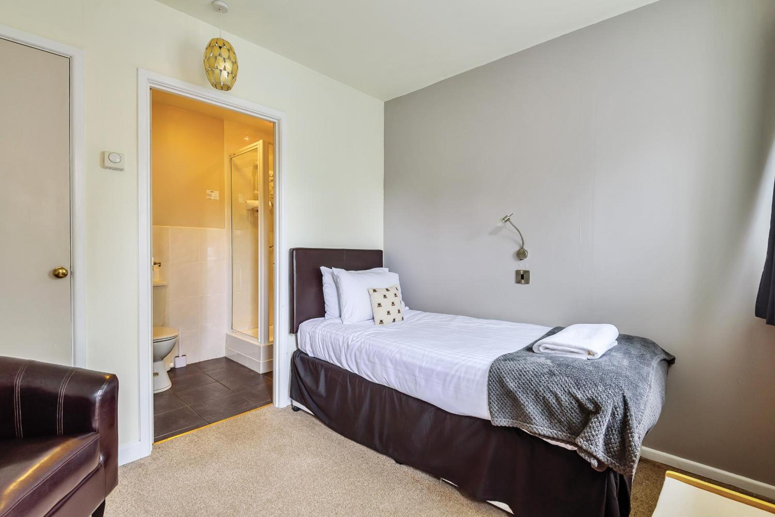 Single Room photo 1
