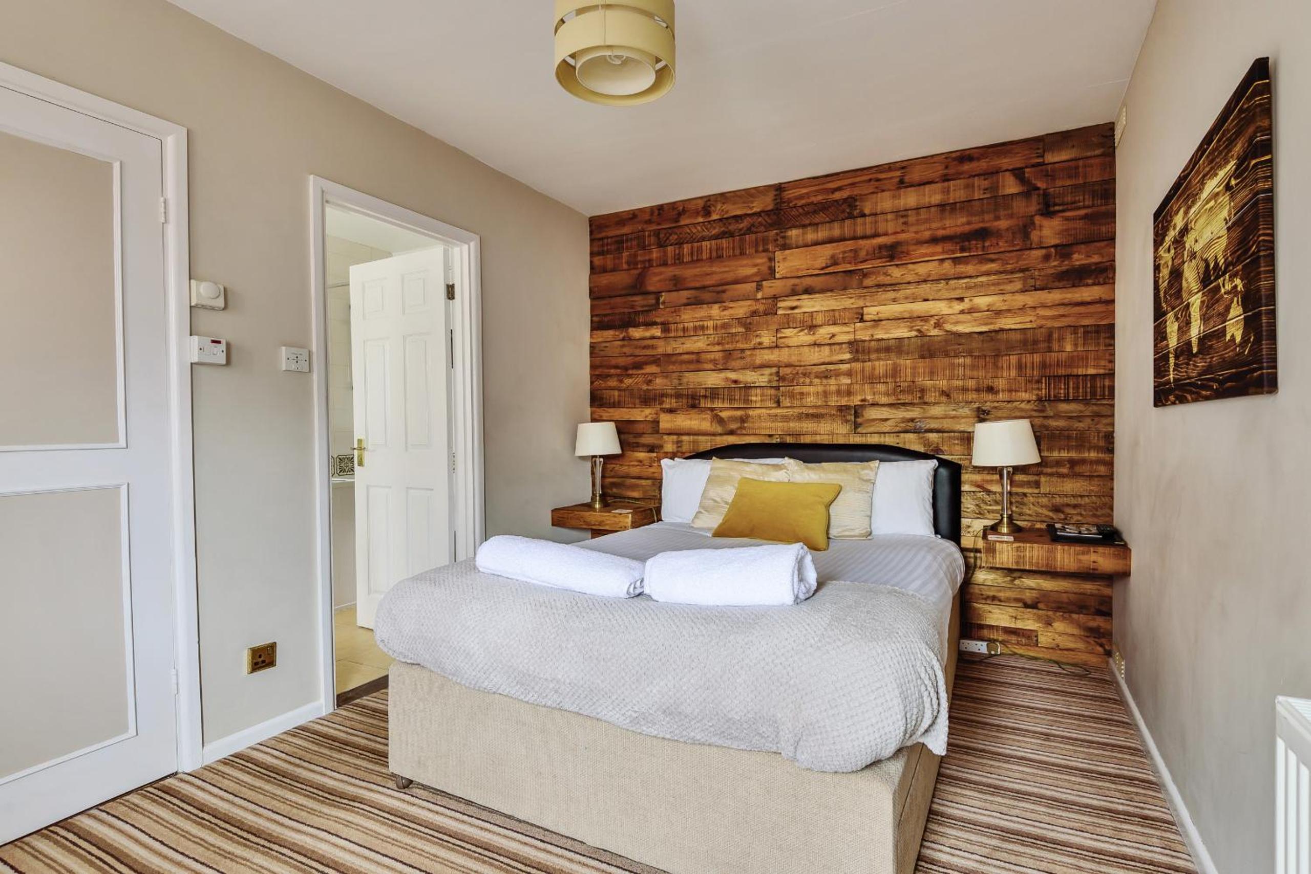Double Room With Private Bathroom photo 1