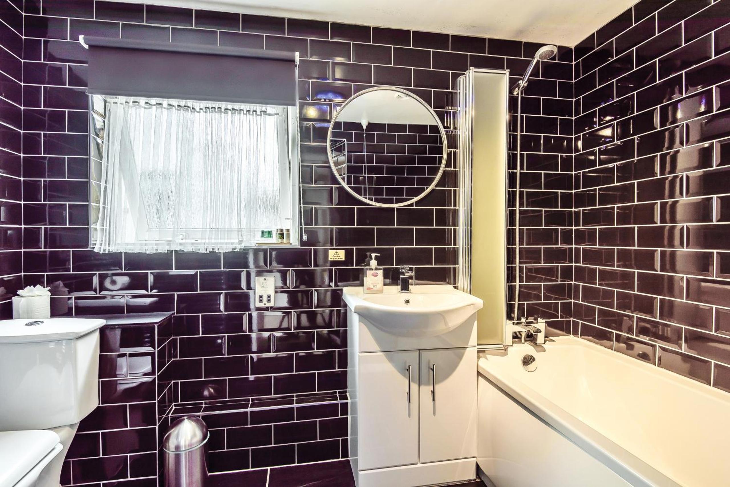 Standard King Room photo 3
