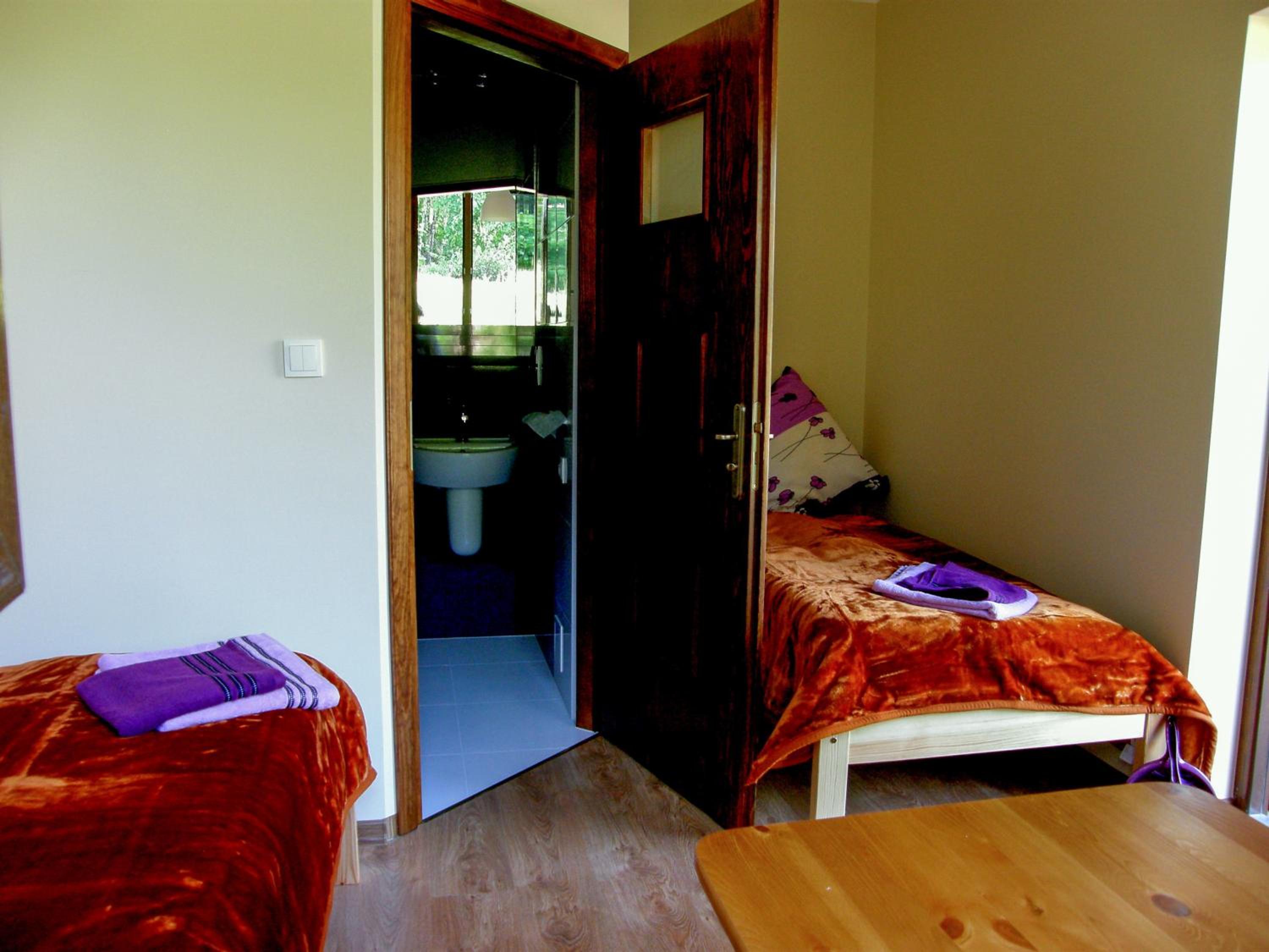 Twin Room with Bathroom photo 3