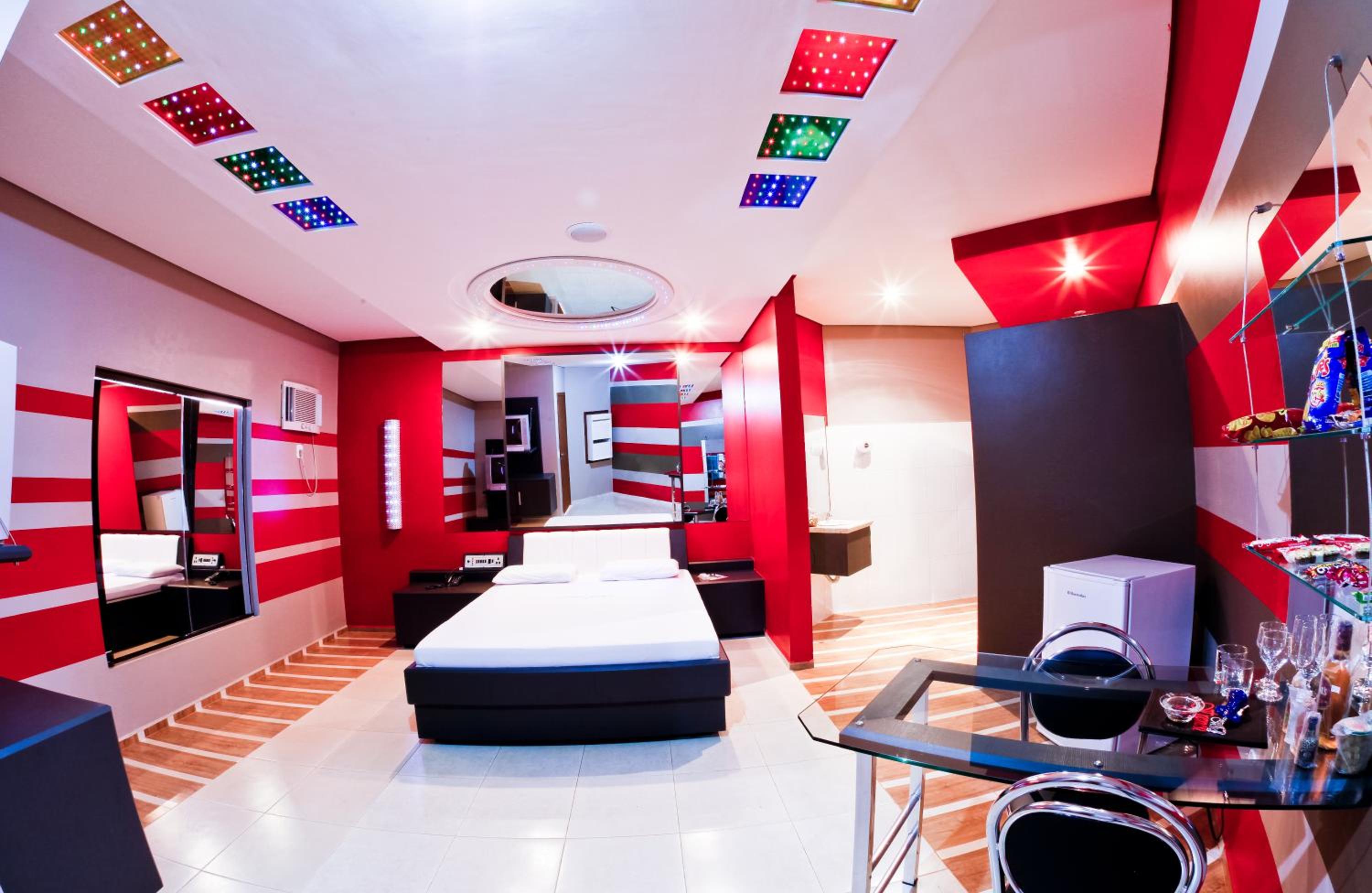 Large Double Room photo 1