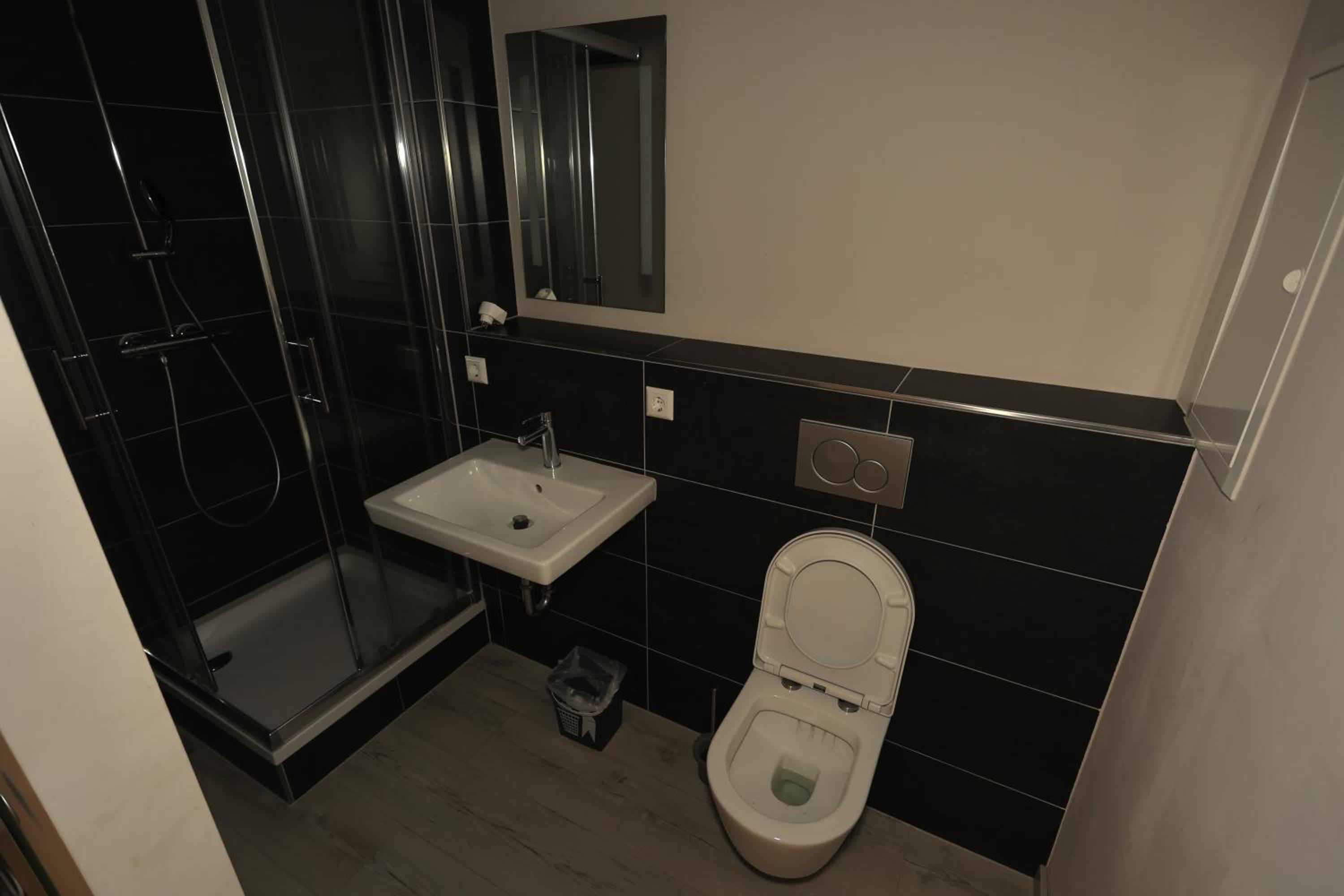 Single Room with Shower photo 3