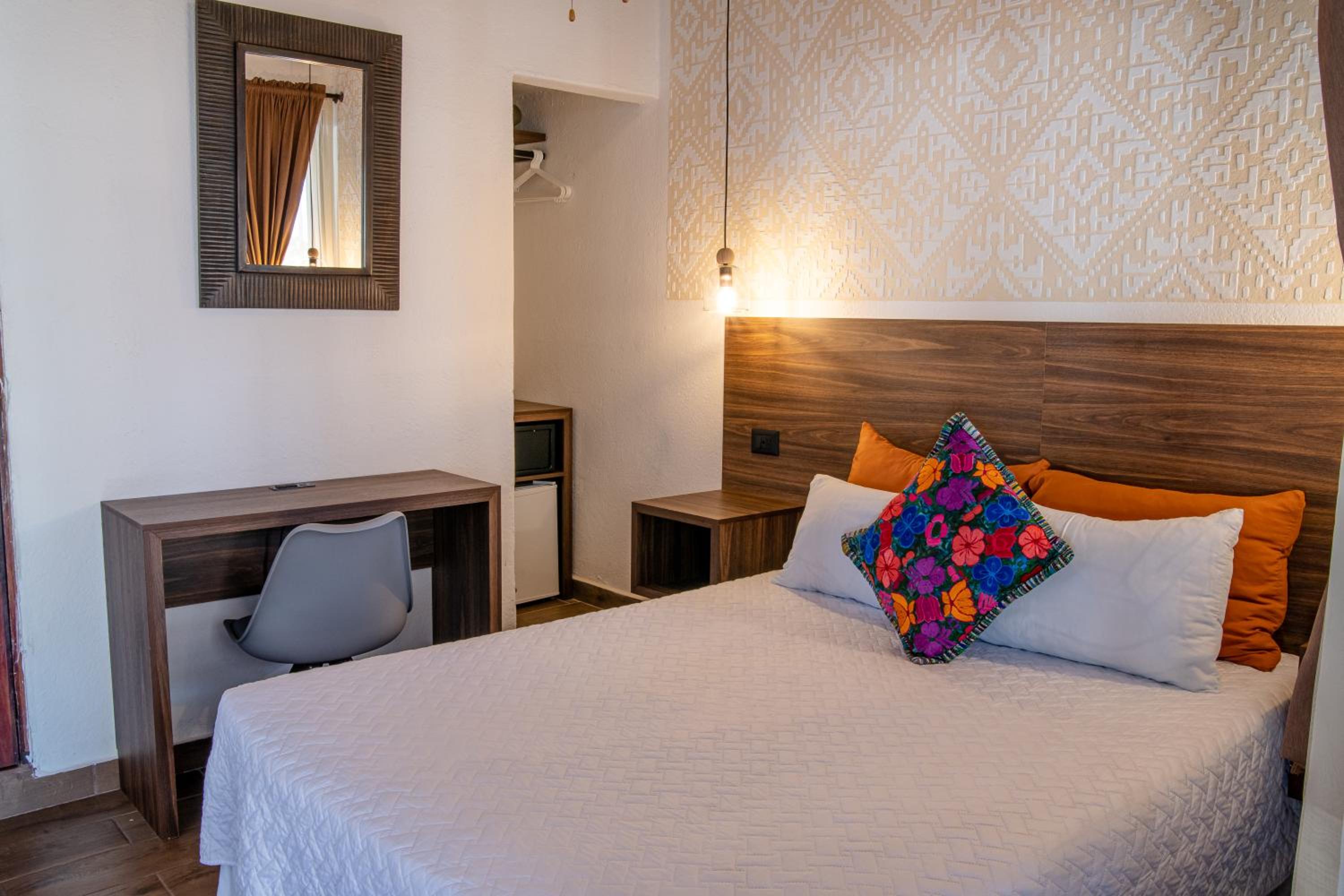 Double Room (one Double Bed) photo 2