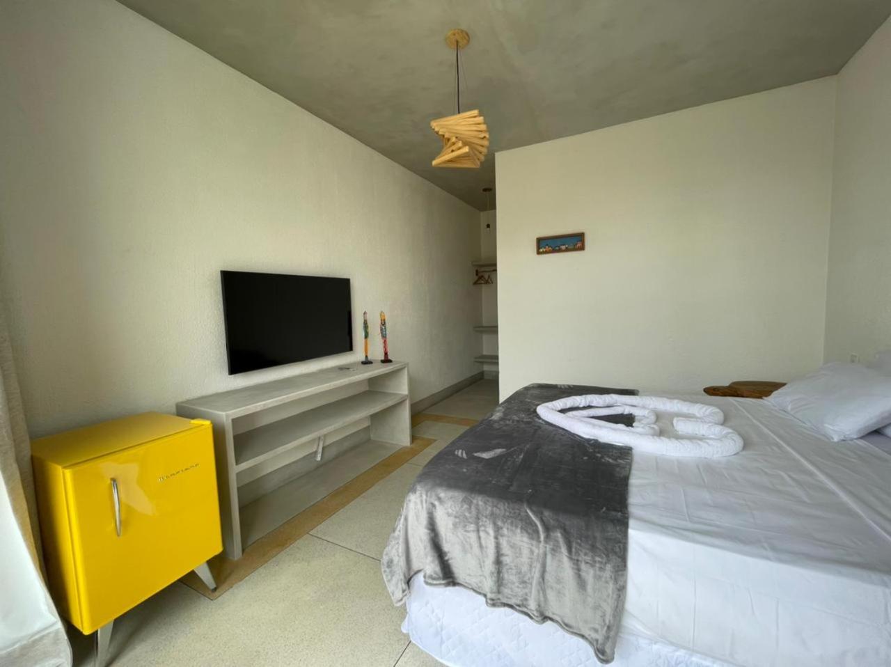 King Room with Pool View photo 2