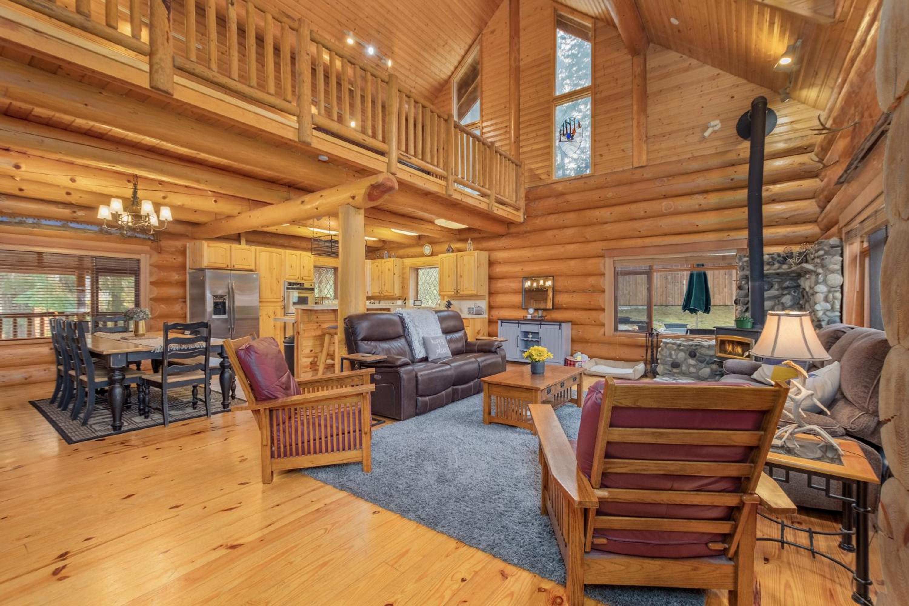 Three-Bedroom House photo 1