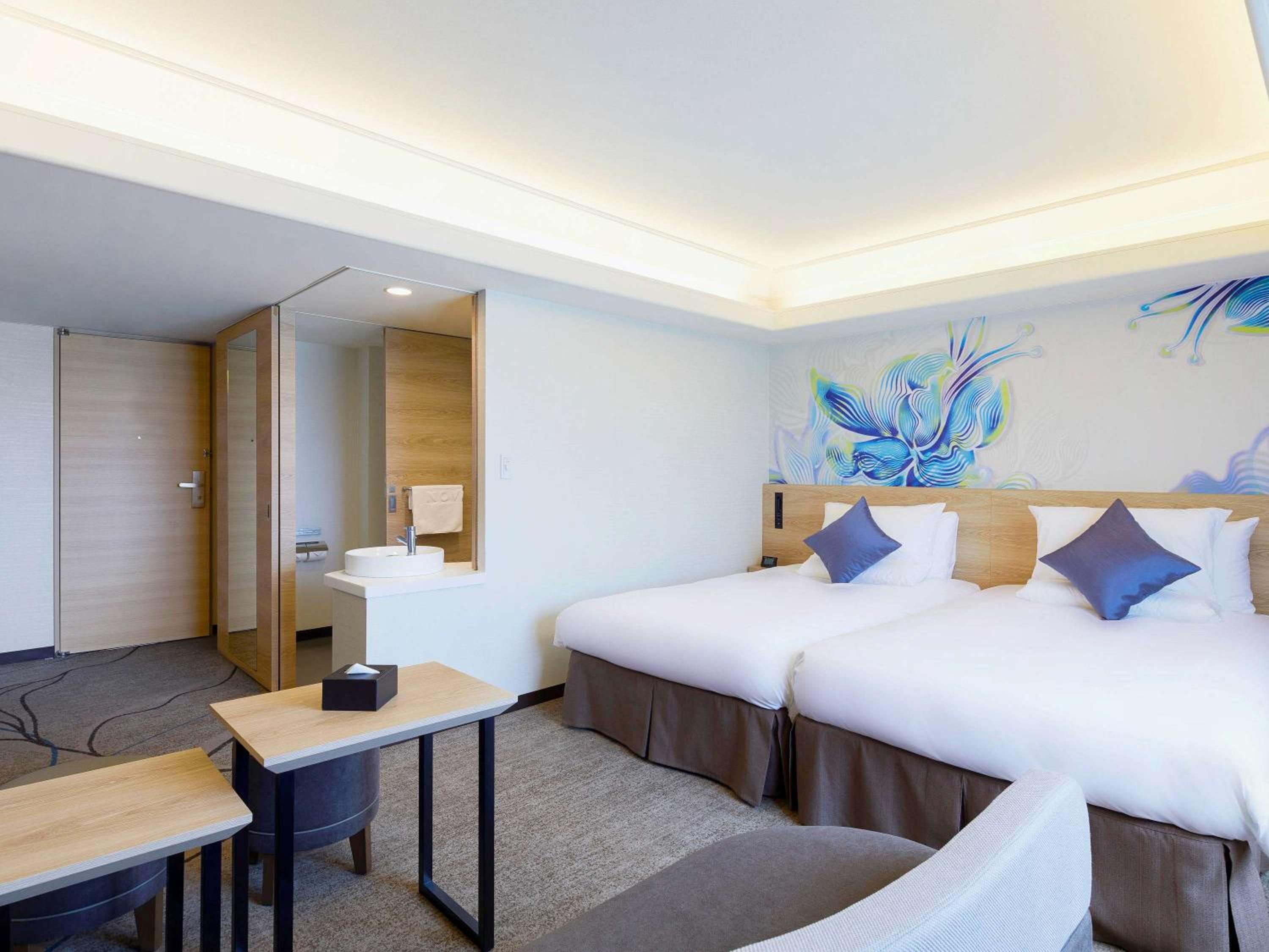 Deluxe Twin Room - Non-Smoking - Photo 2