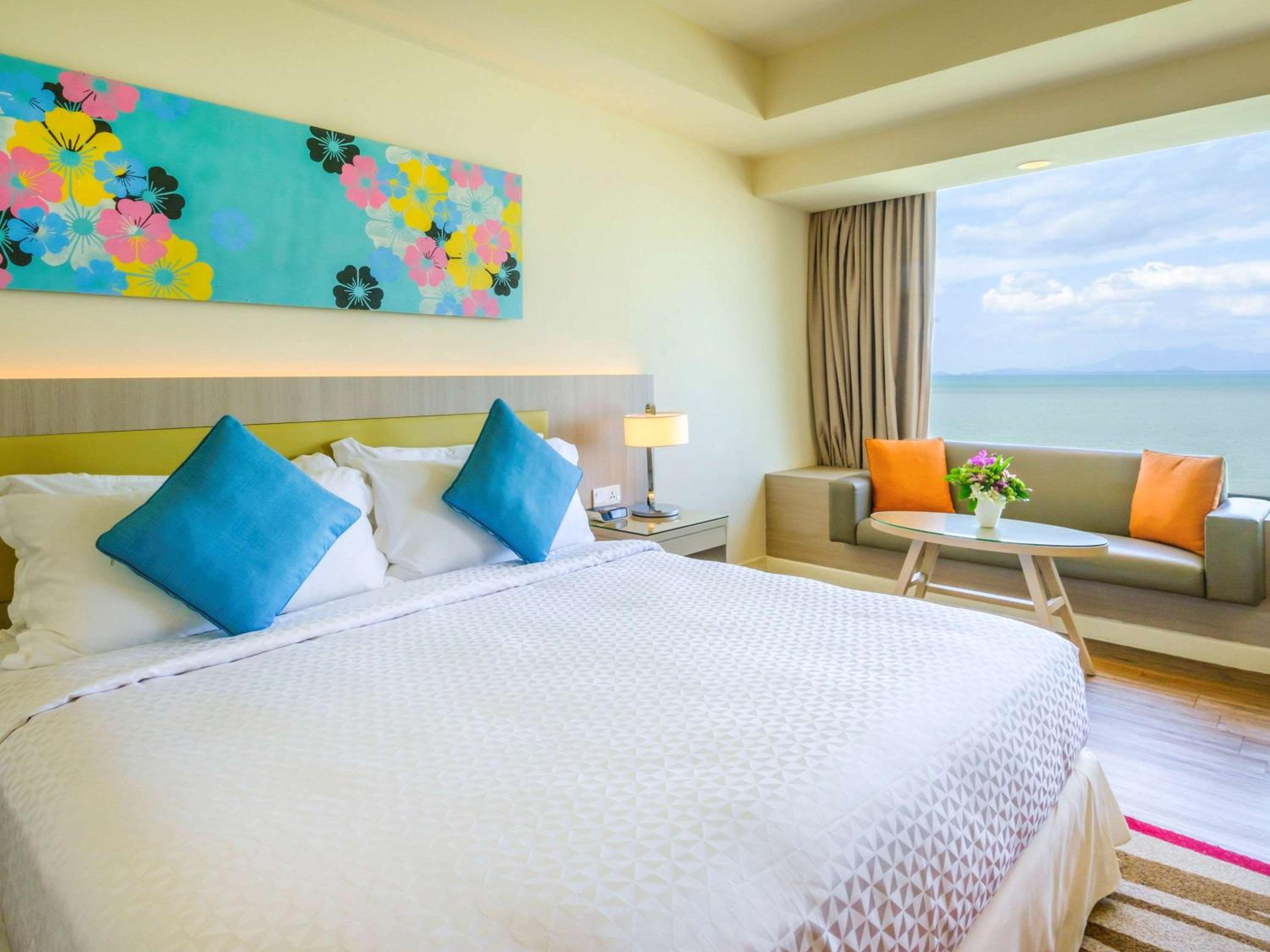 Superior King Room with Ocean View - Photo 7