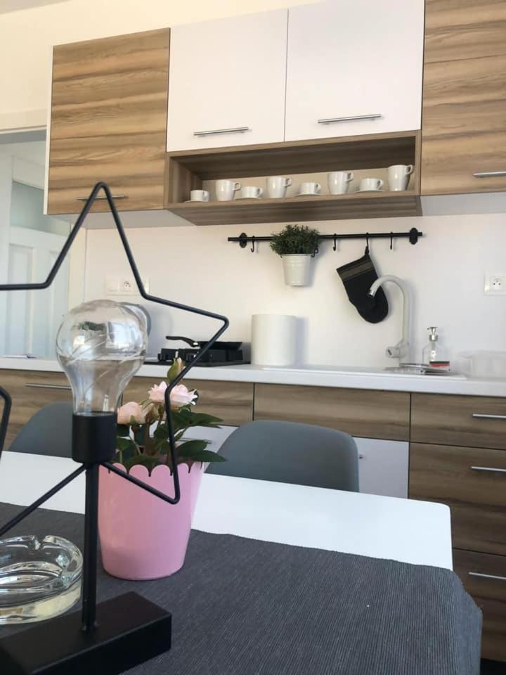 Apartment with Garden View - Photo 4
