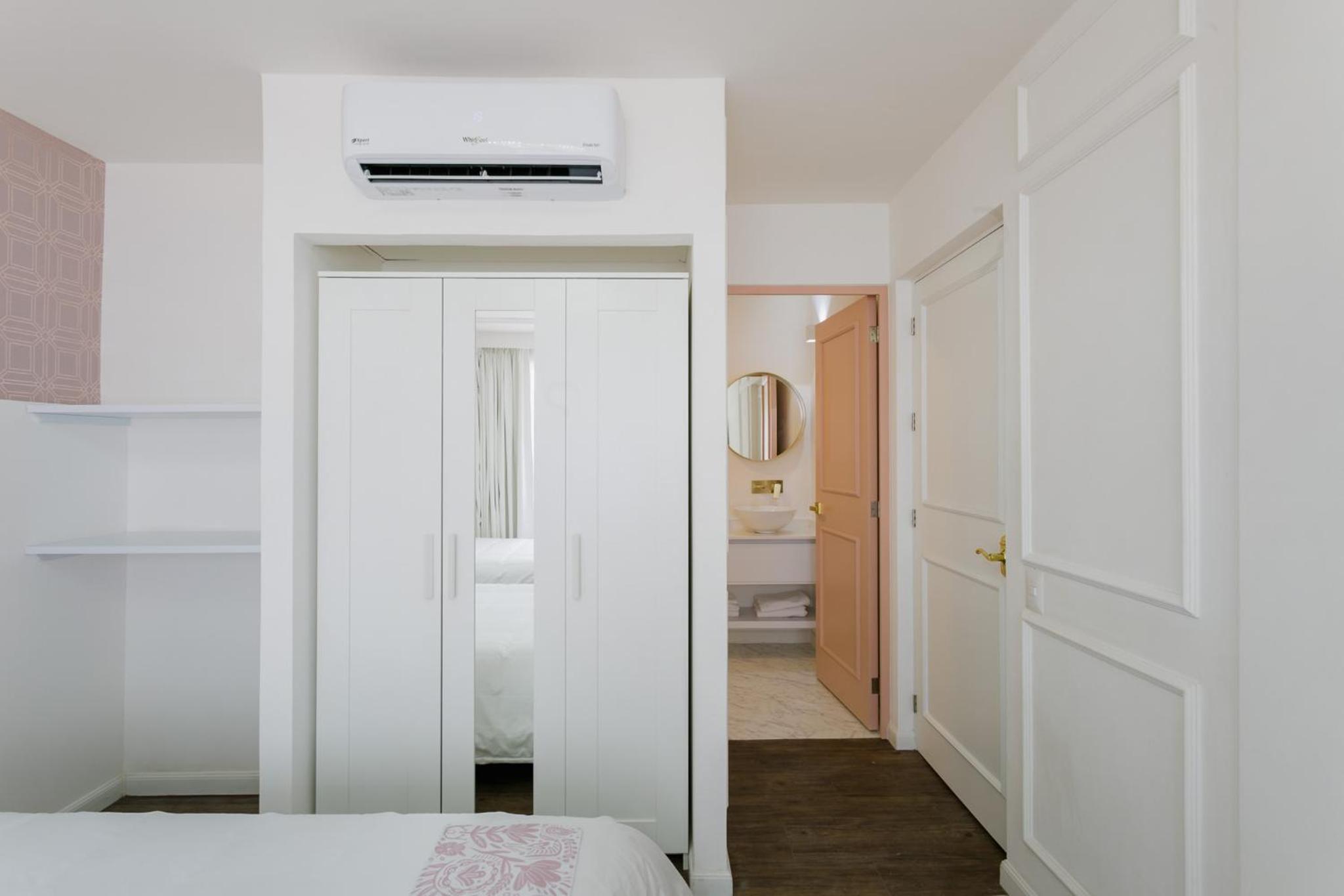 Deluxe Double Room - Photo 2