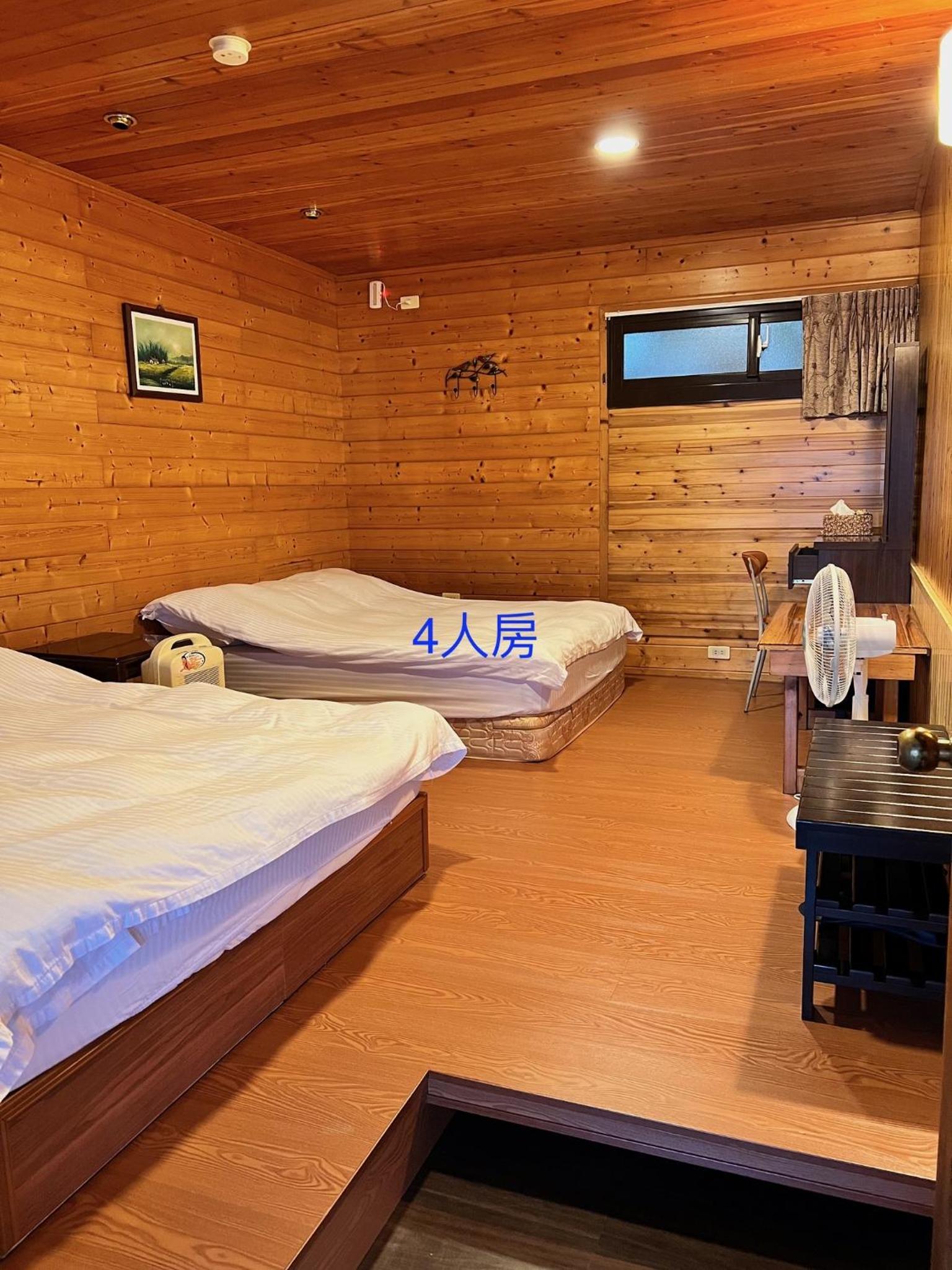 Quadruple Room with Shower
