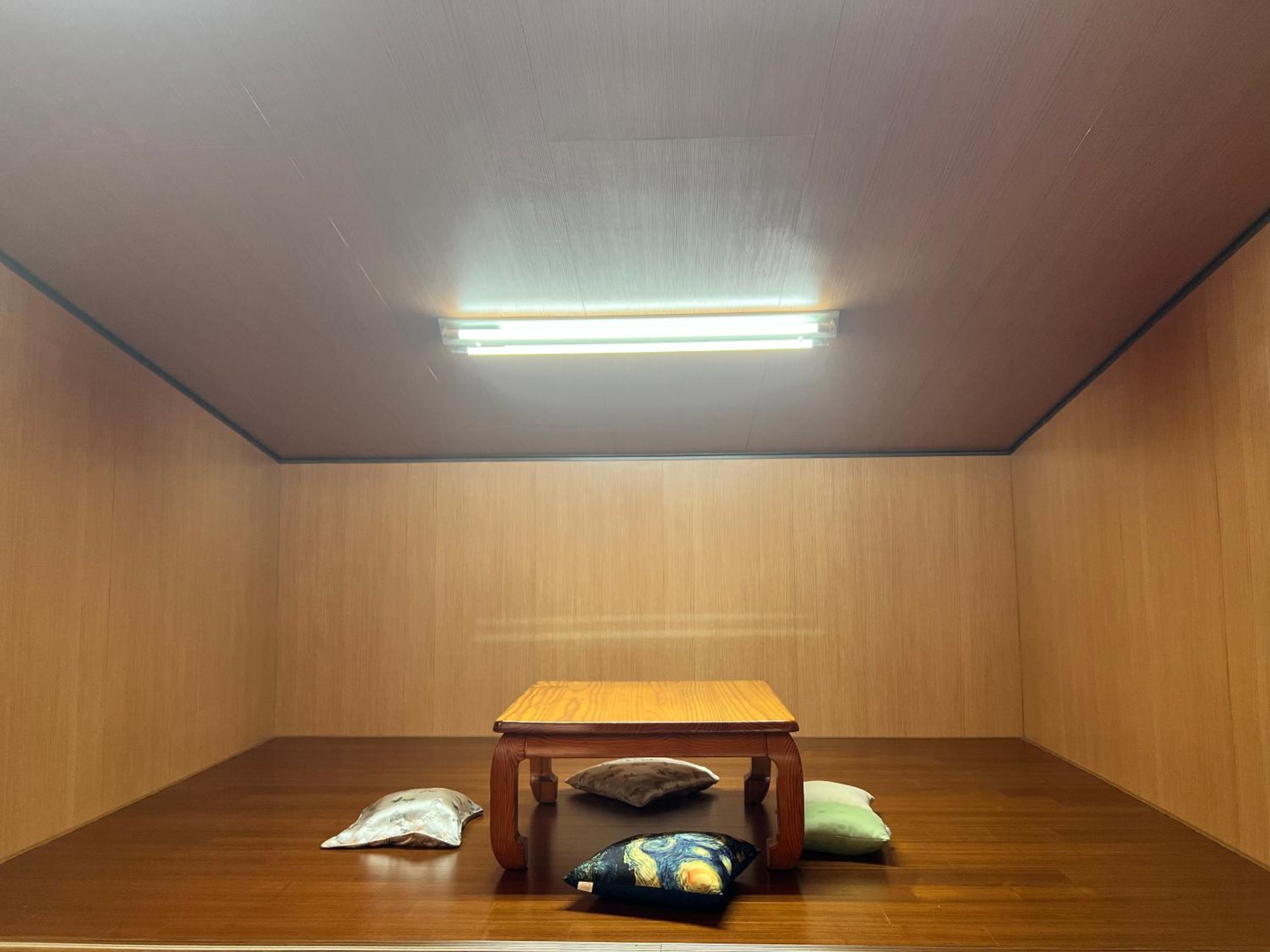 Deluxe Double Room with Shower photo 2