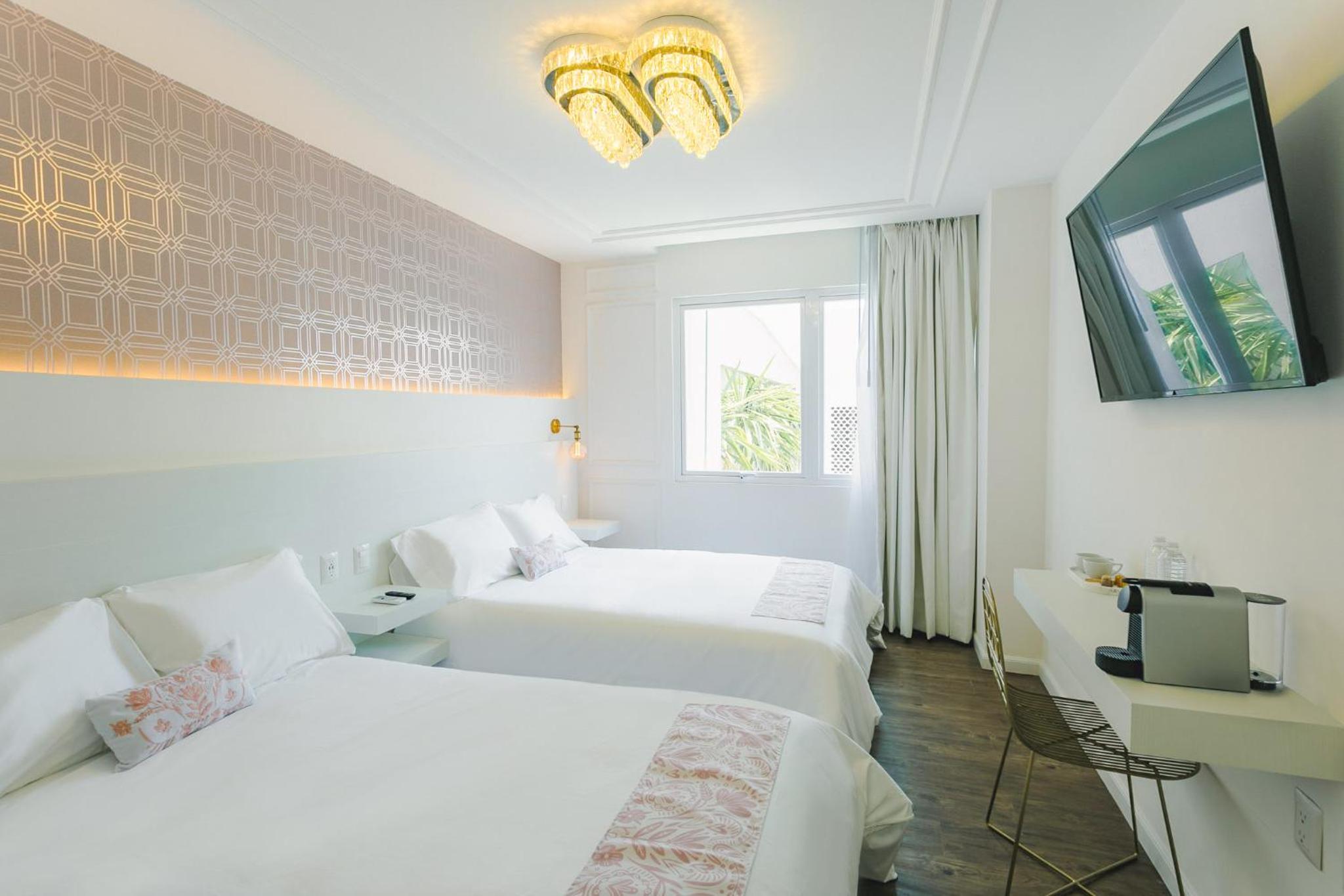 Deluxe Double Room - Photo 4