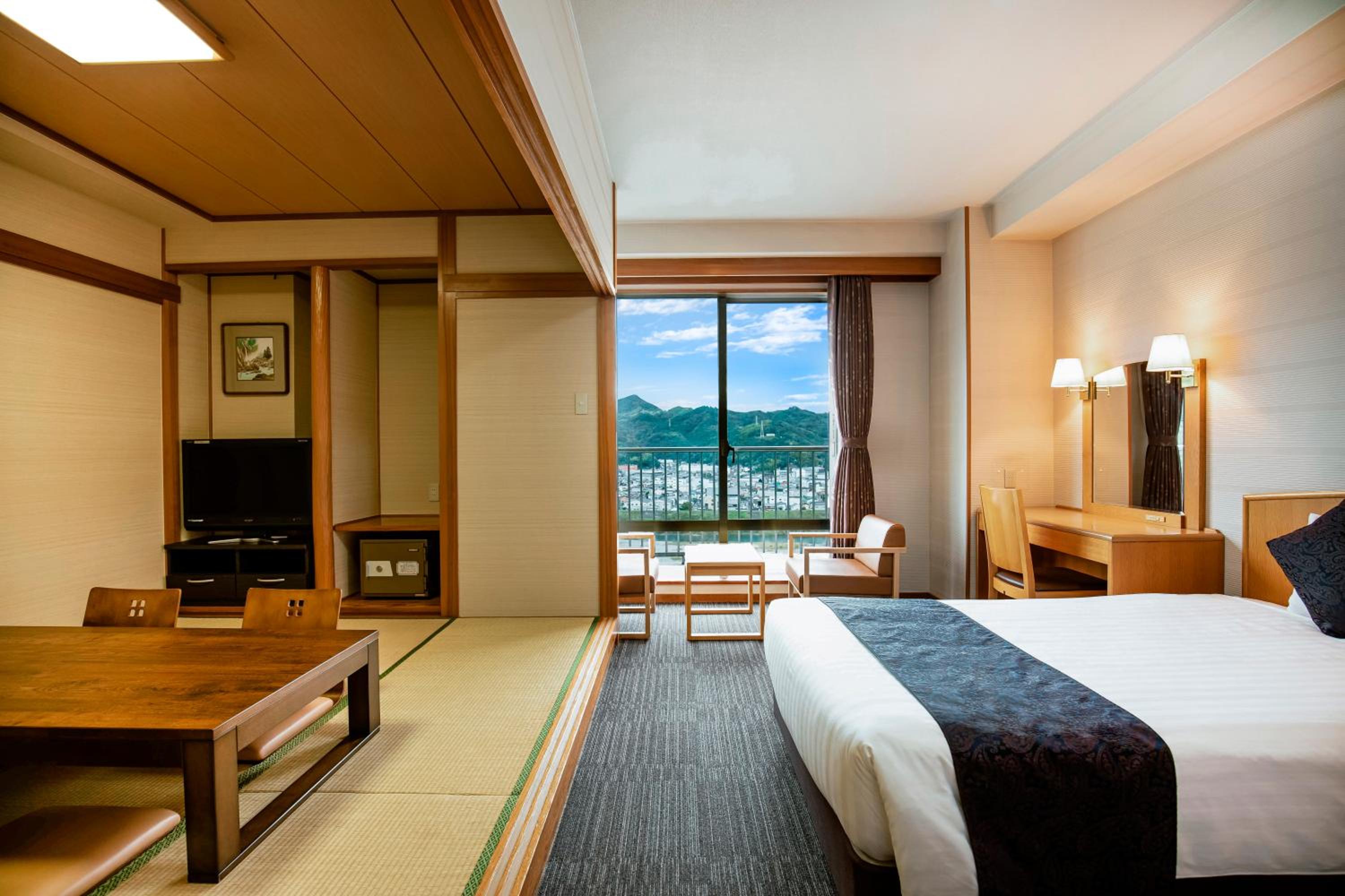 Japanese-Western style Room (With Private Bath) photo 2