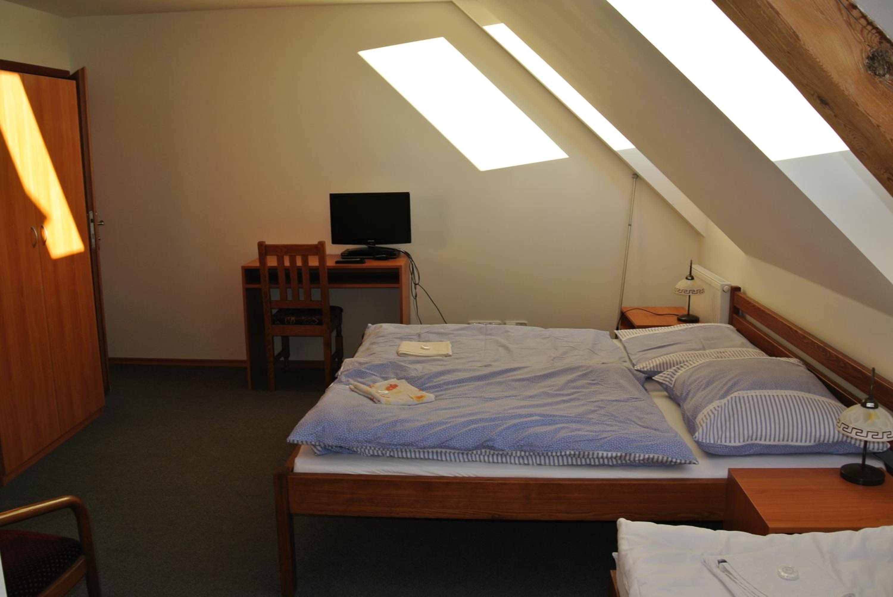 Standard Double Room photo 3