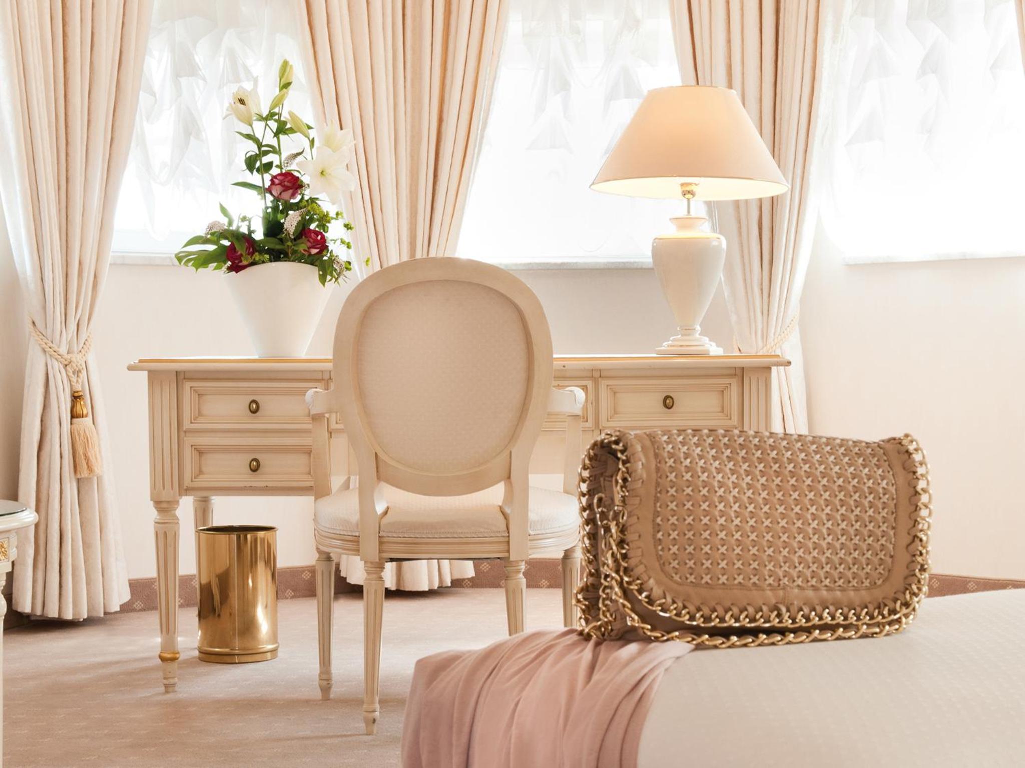 Junior Suite - Photo 8