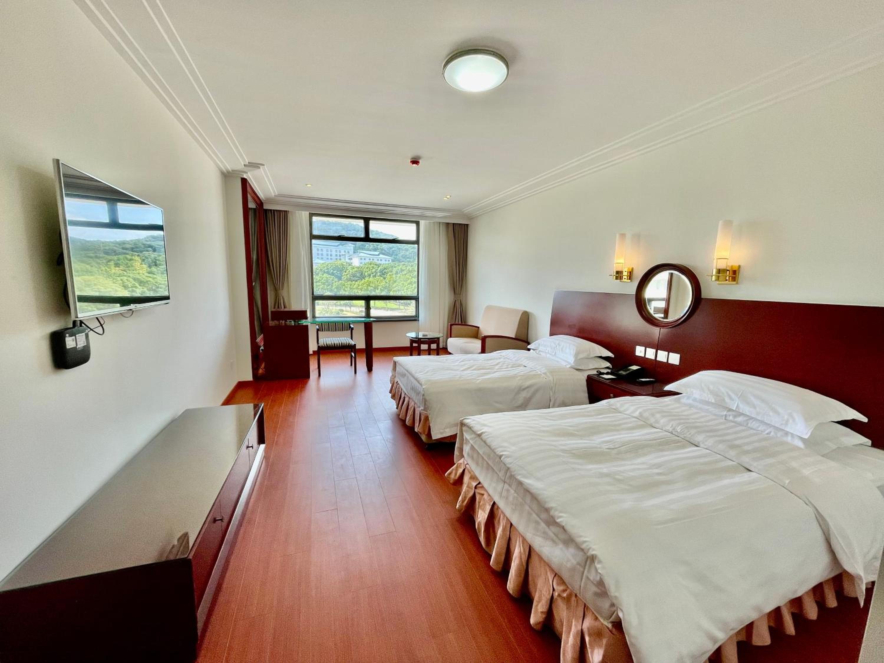 Twin Room With Garden View