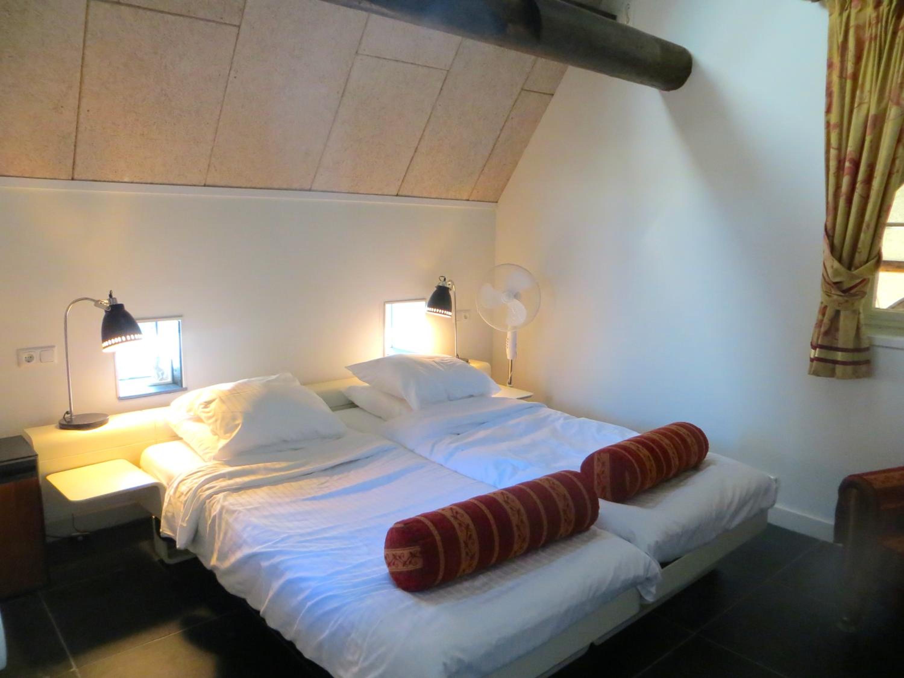 Double or Twin Room with Private Bathroom photo 1