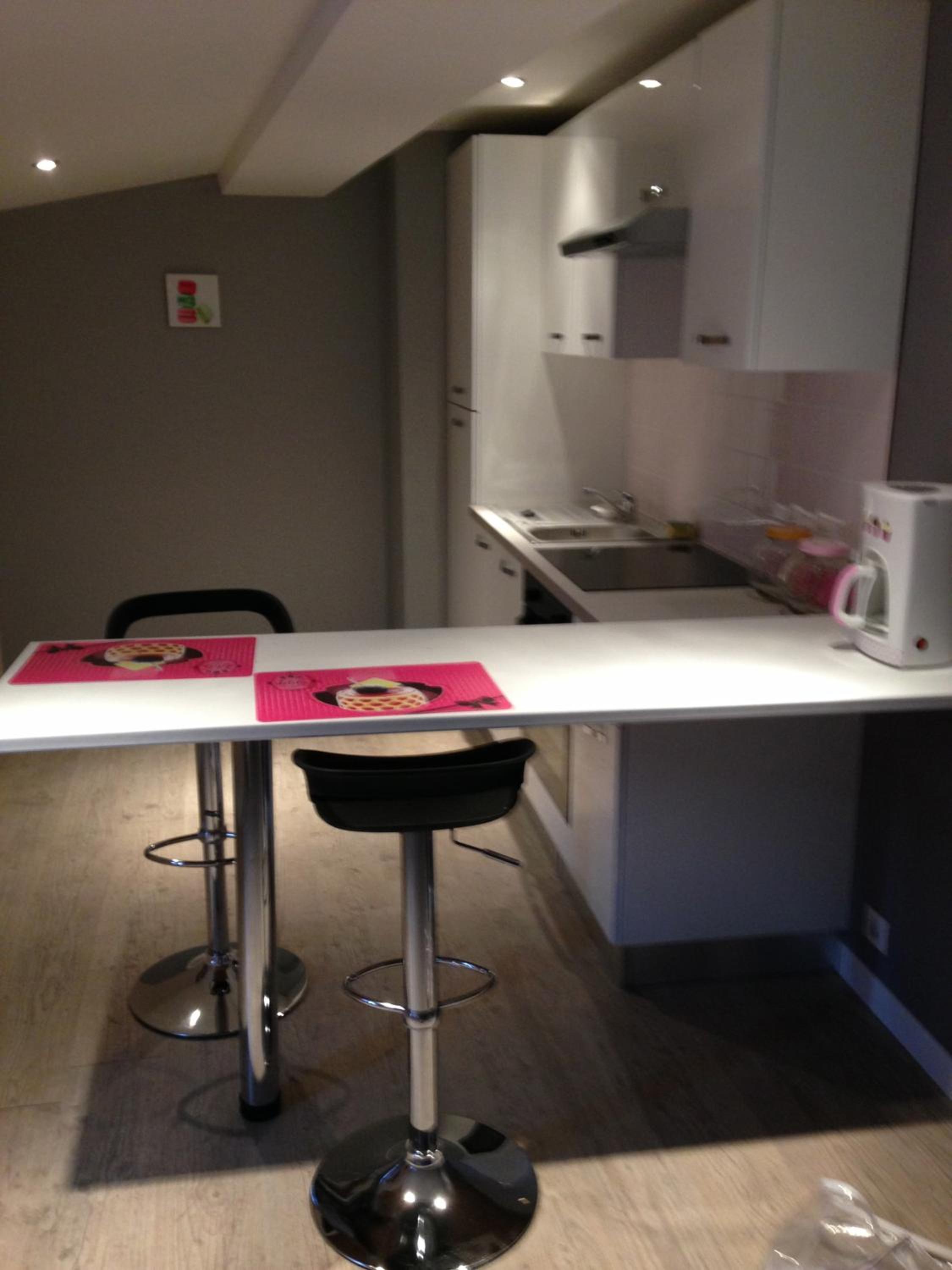 Two-Bedroom Apartment - Photo 6