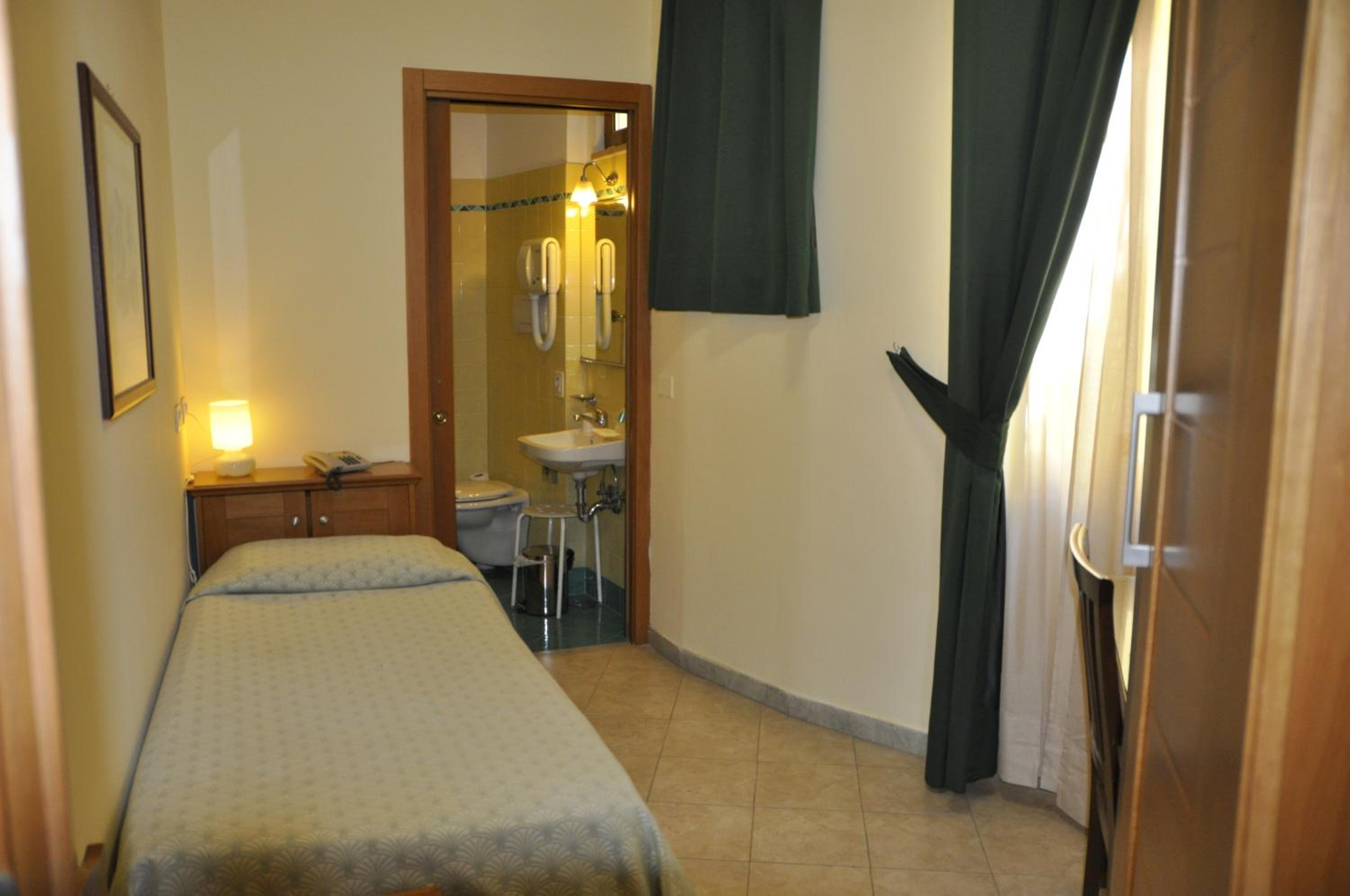 Classic Single Room photo 1