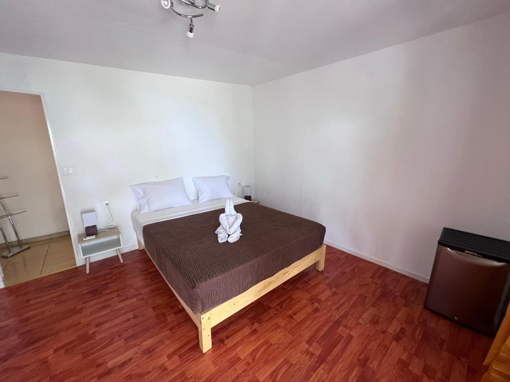 Deluxe Double Room with Balcony and Sea View