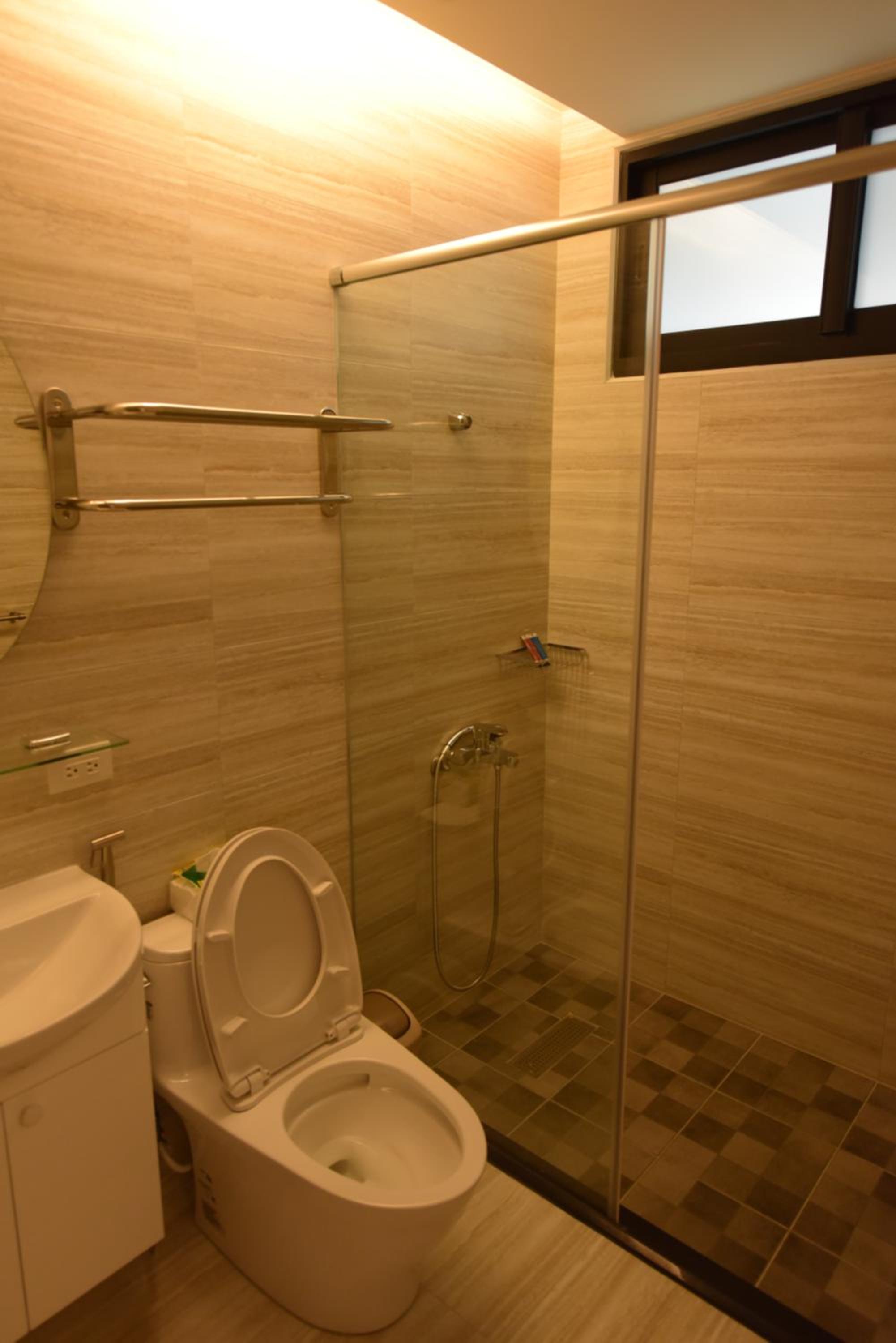 Queen Room with Balcony photo 3