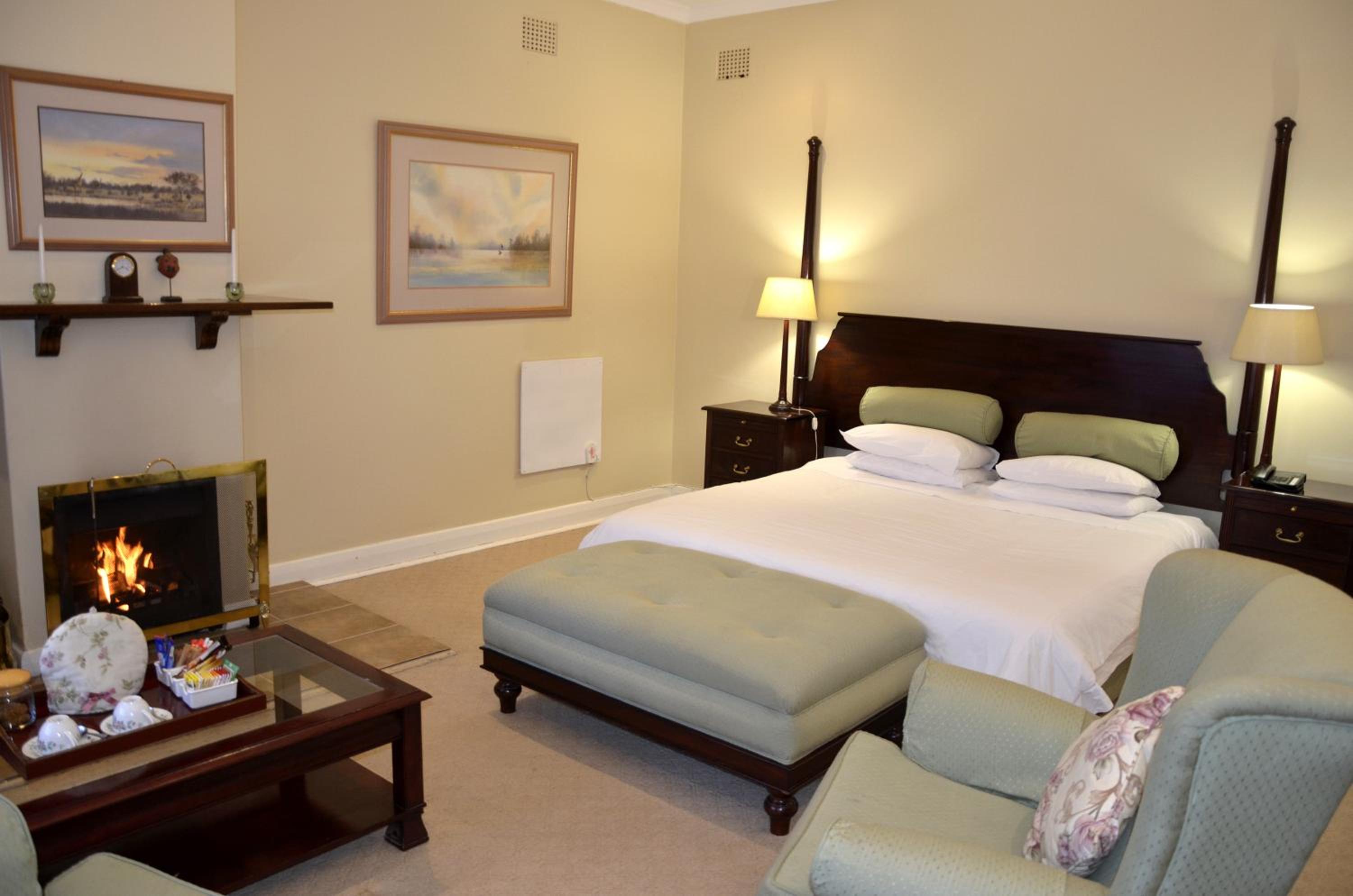 Deluxe Double or Twin Room photo 2