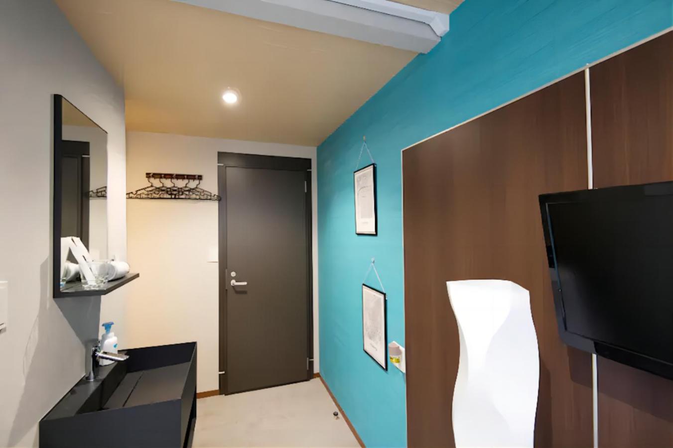 Double Room with Private Bathroom photo 2