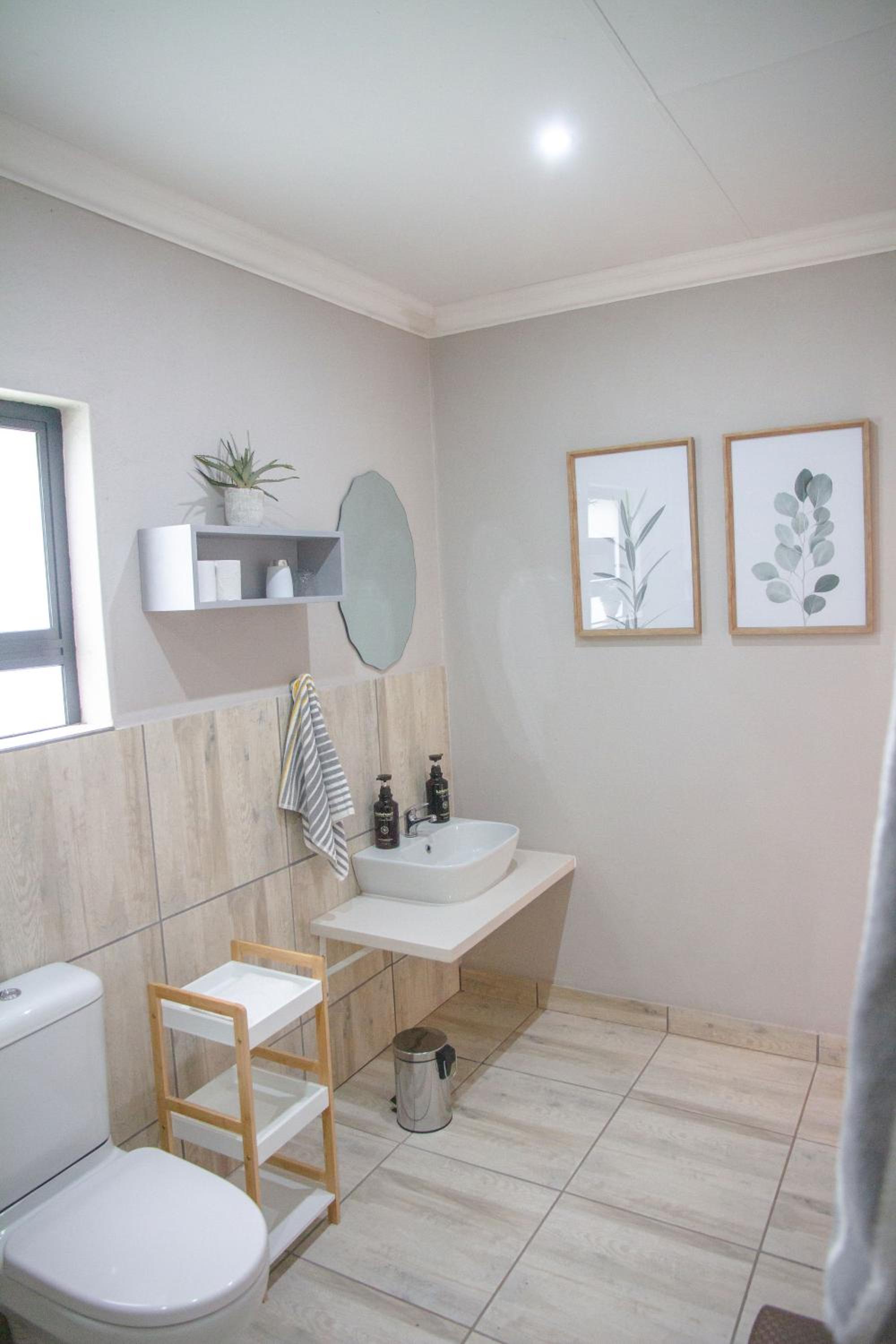 Apartment - Photo 56