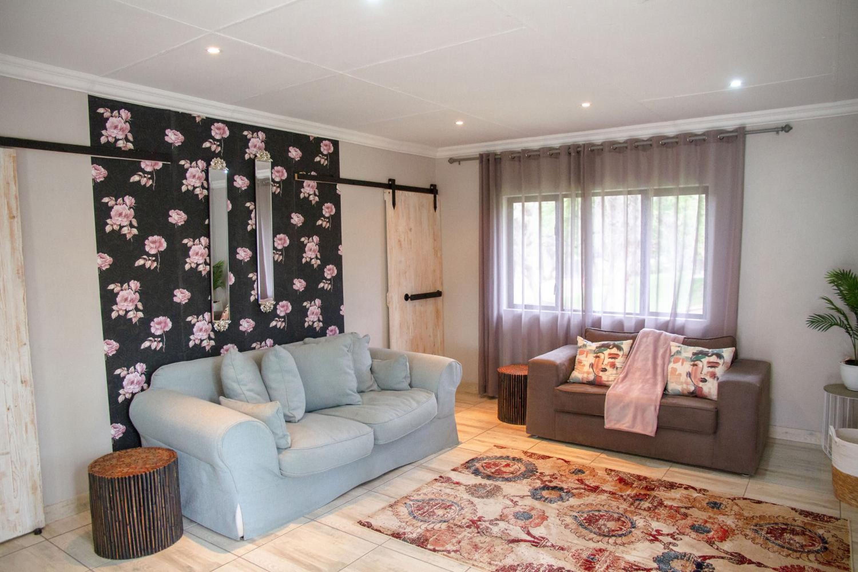 Apartment - Photo 36