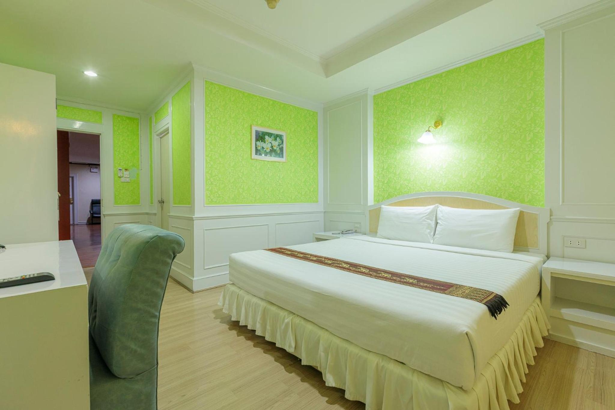 Standard Double or Twin Room photo 3