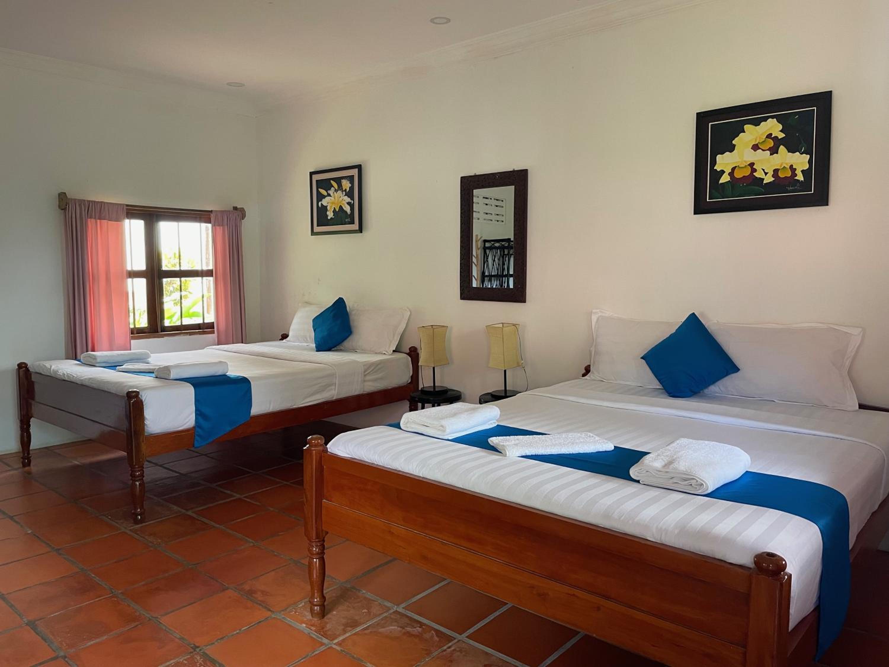 Quadruple Room with Garden View