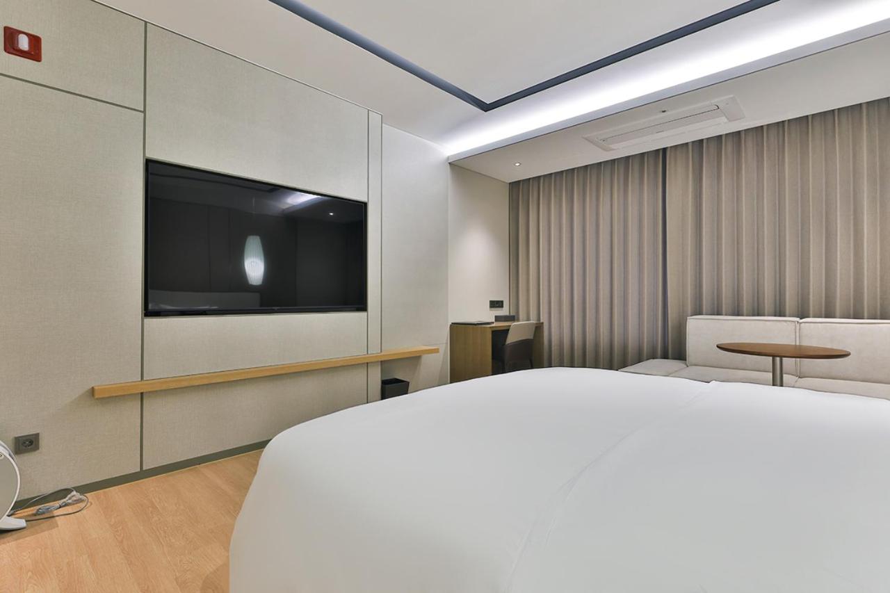 Signature Double Room - Photo 3