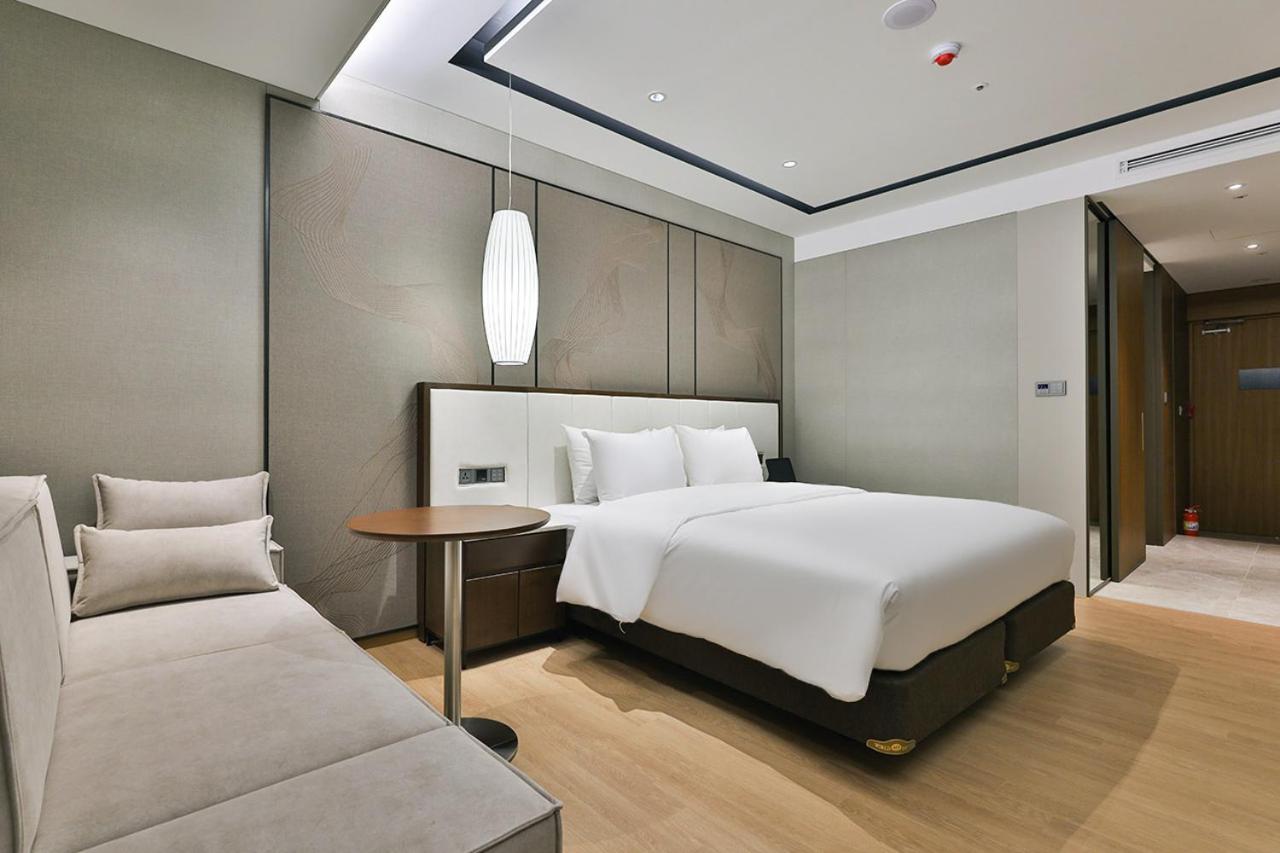Signature Double Room - Photo 4