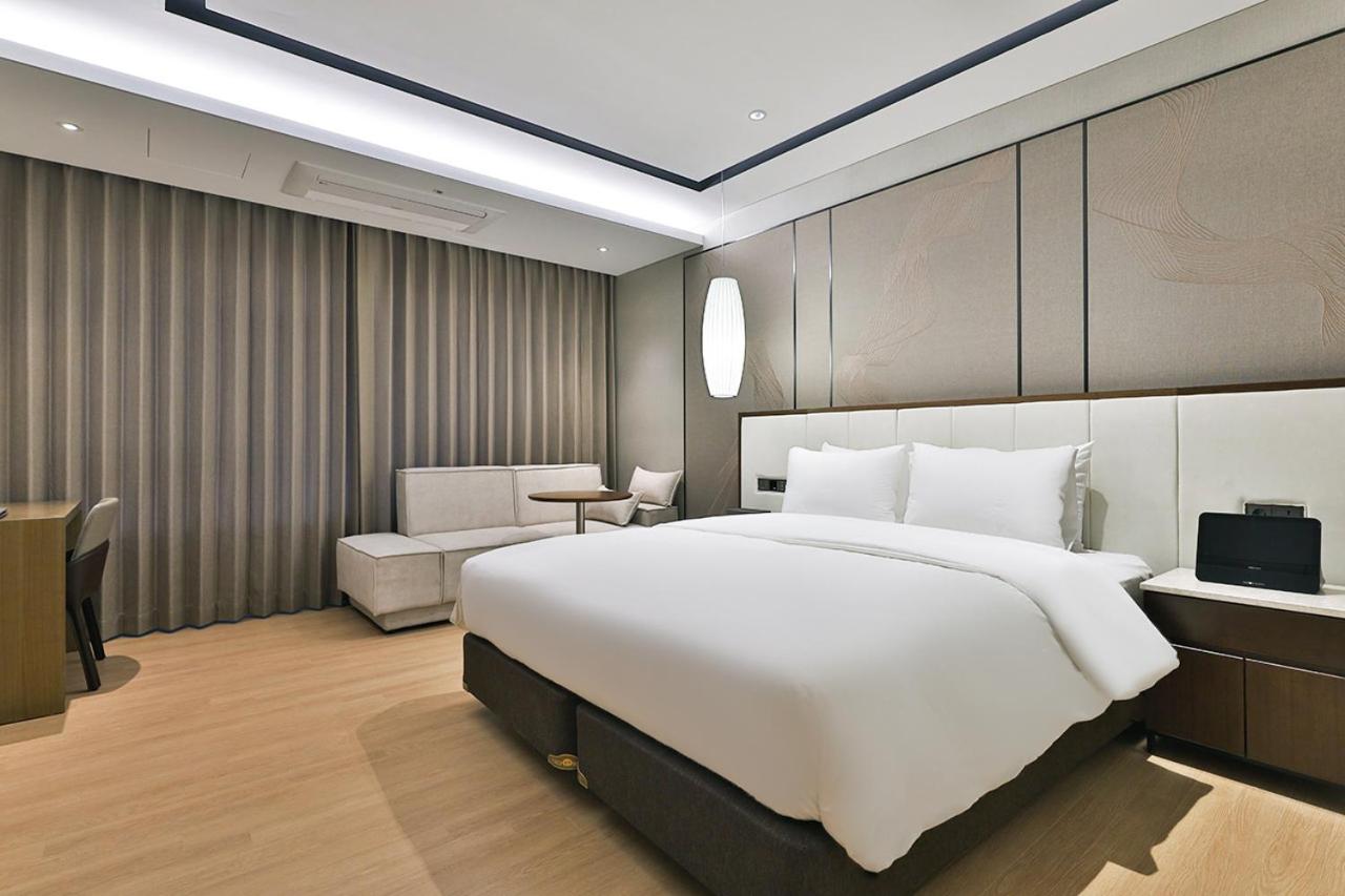 Signature Double Room - Photo 1