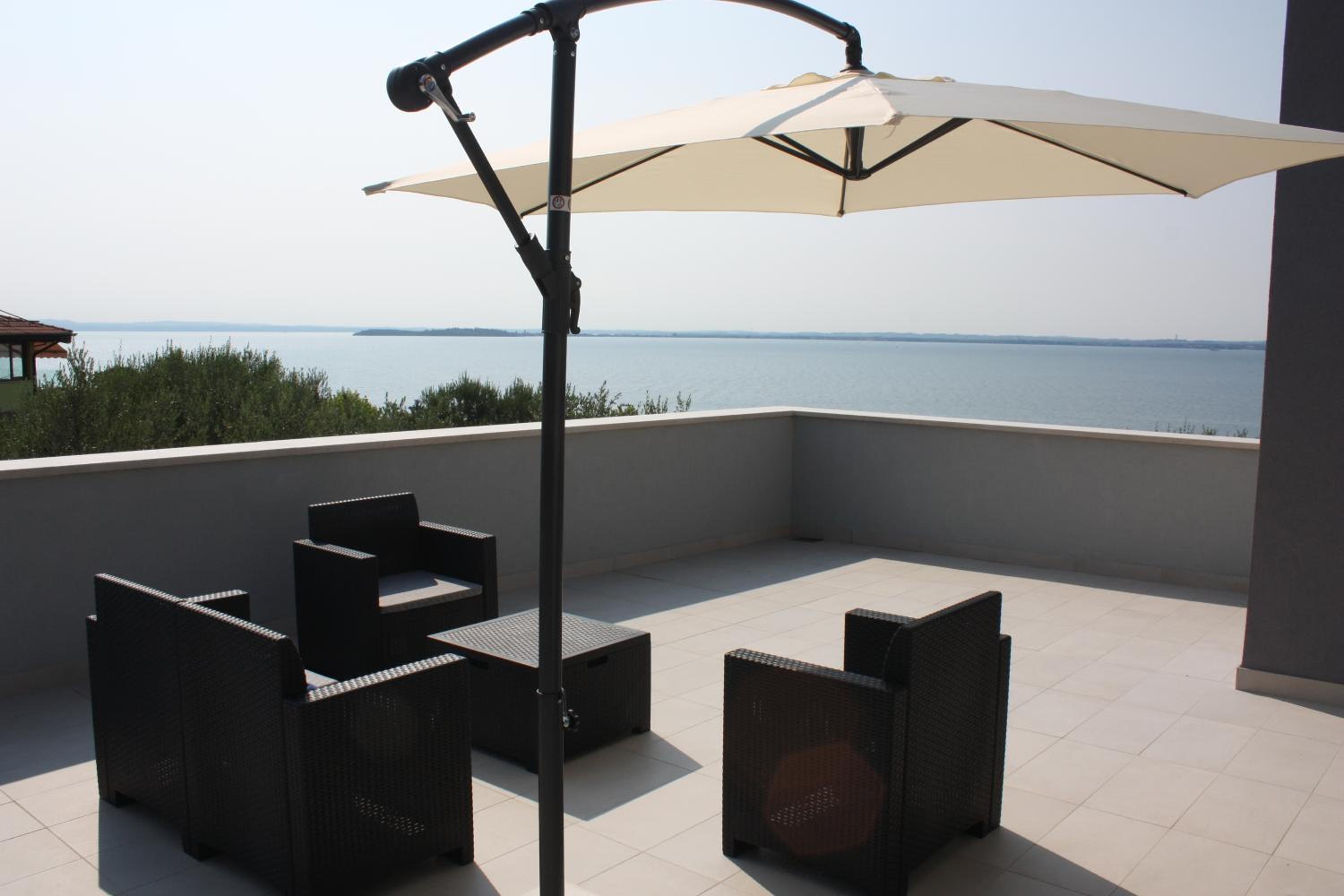 Apartment with Terrace photo 3