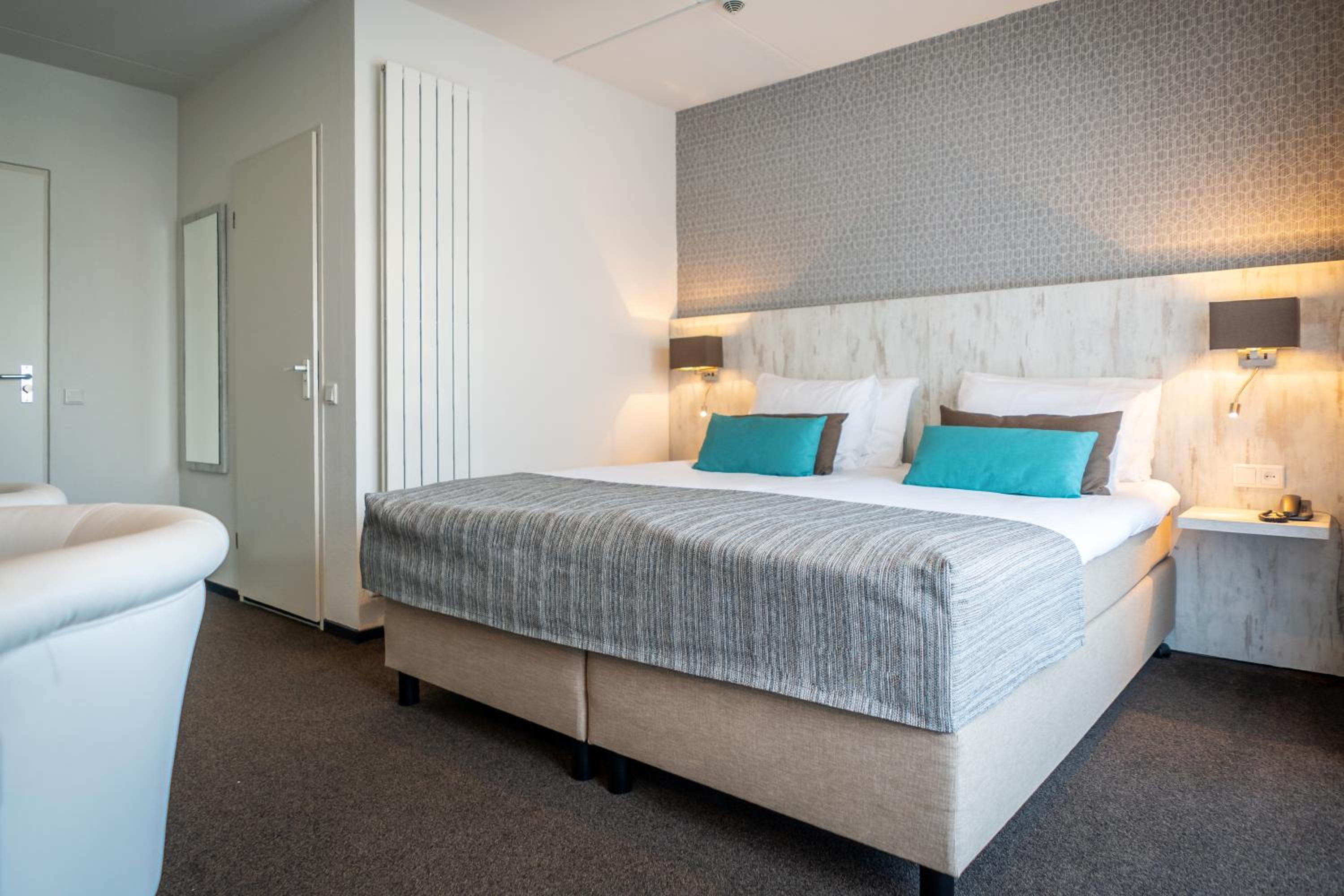 Special Offer - Twin Room Including Free Boat Ticket