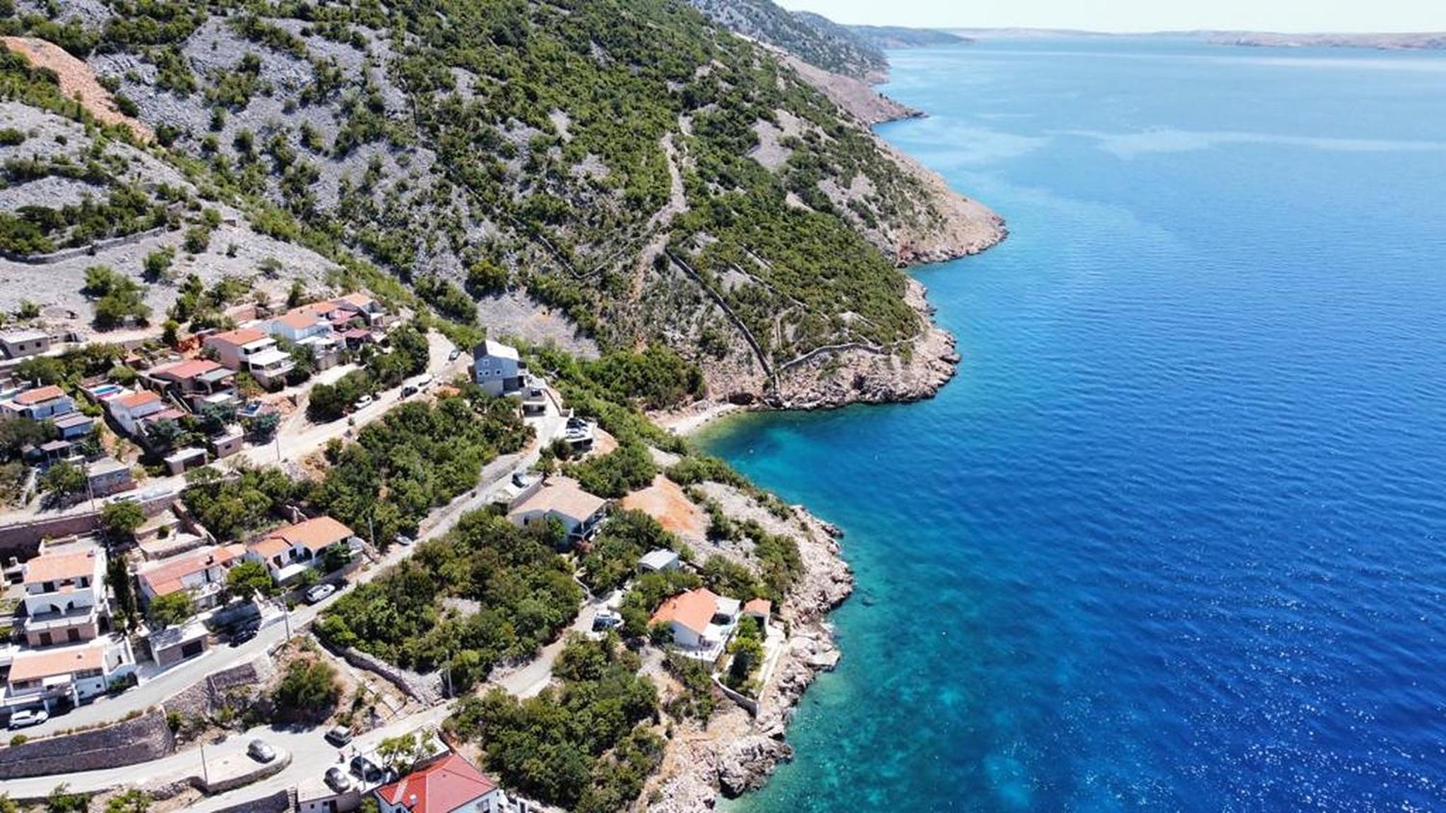 One-Bedroom Apartment with Sea View and Terrace photo 2