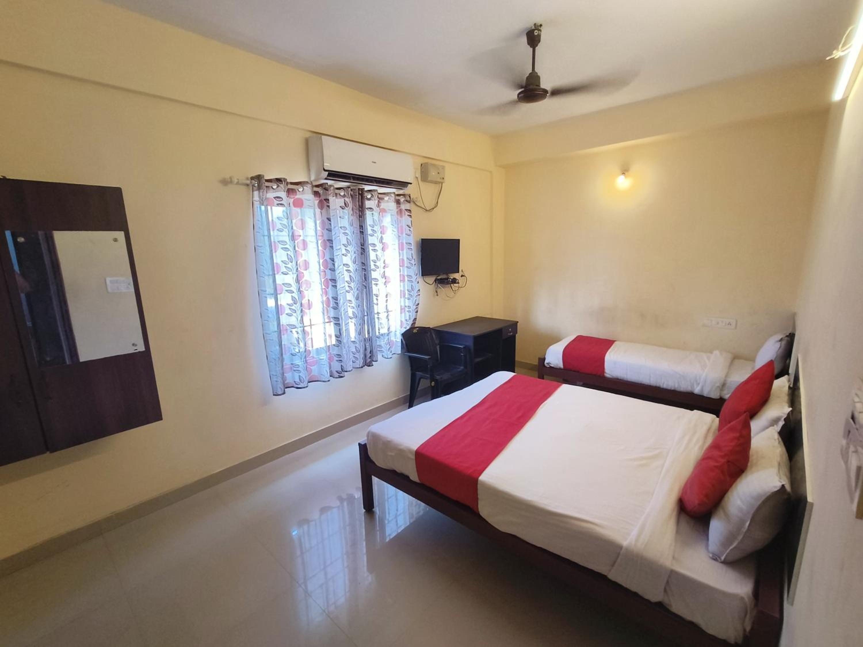 Budget Triple Room photo 2